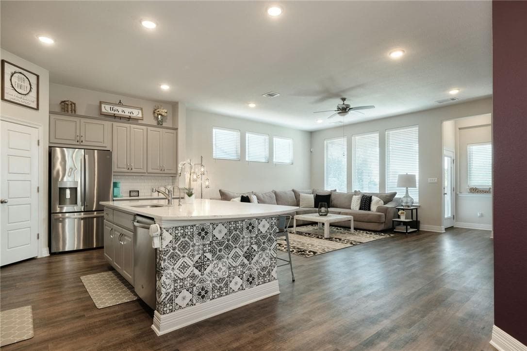 229 Bonnet Blvd