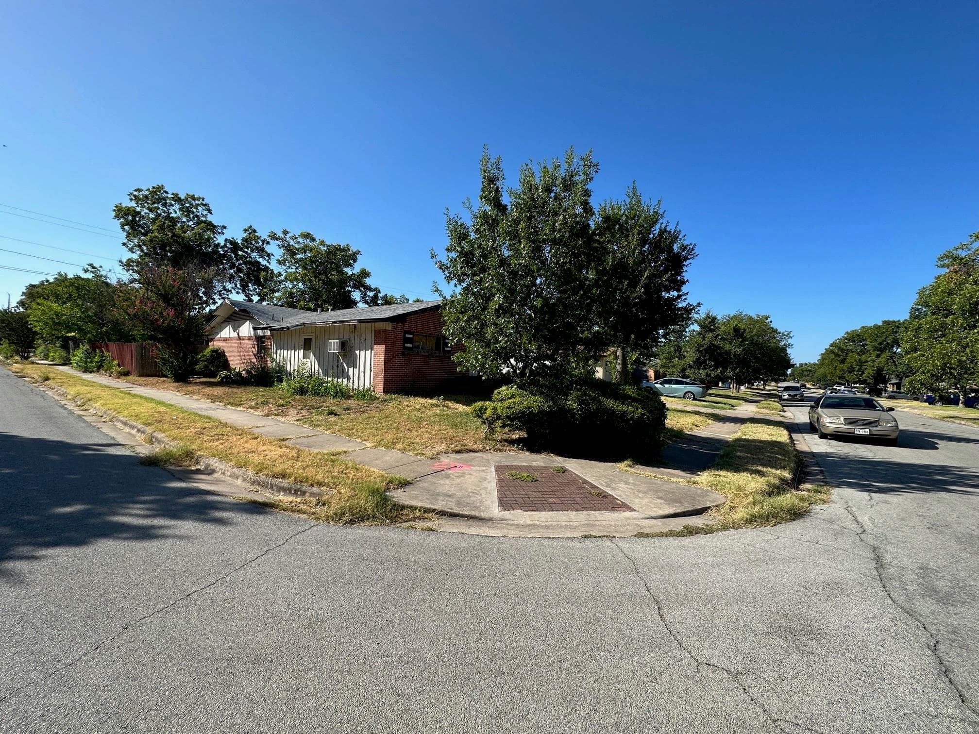 8311 Briarwood Ln