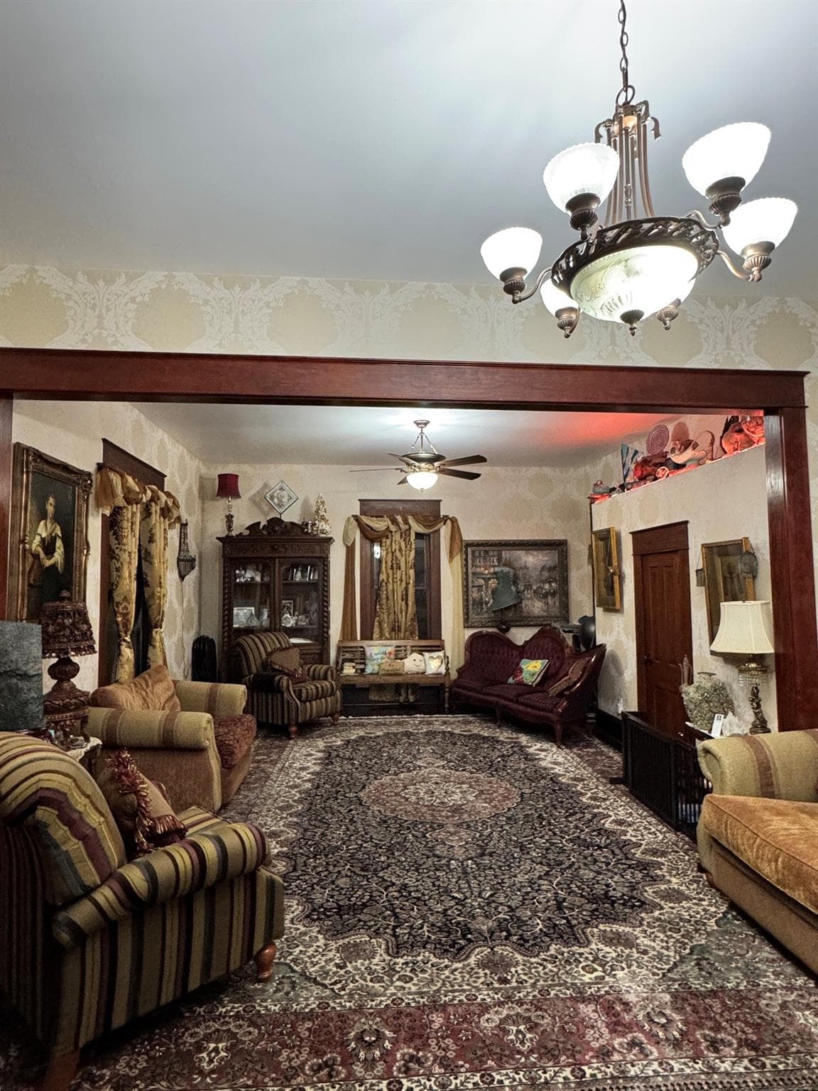 507 E Main St