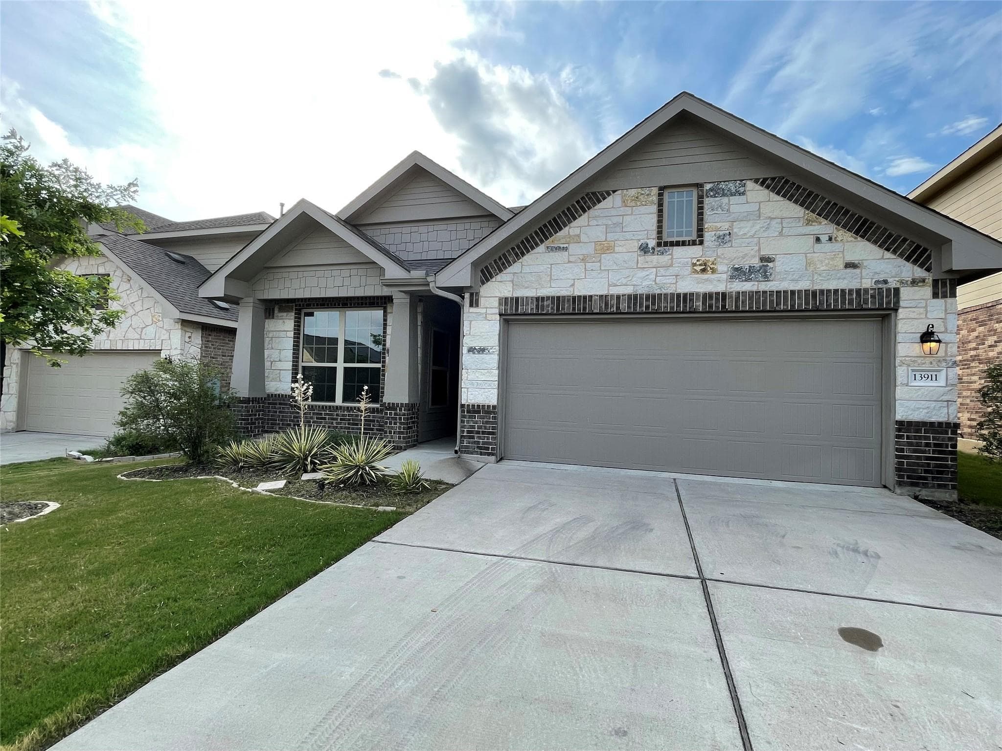 13911 Stripling Ln #22