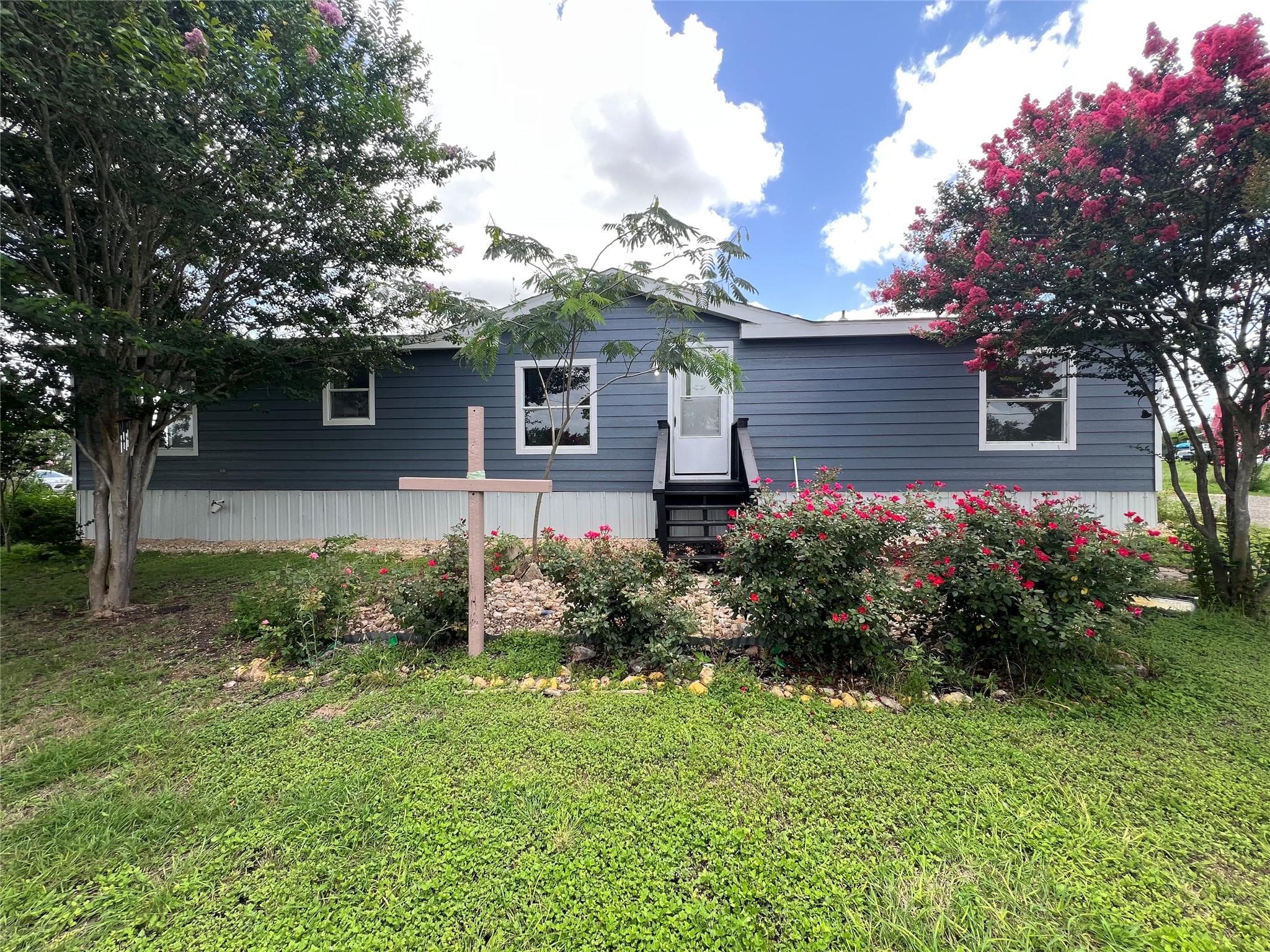 330 Grandview Dr