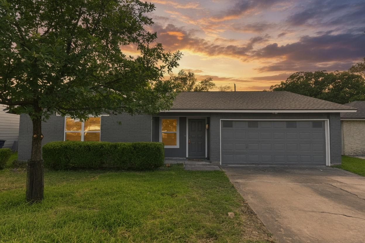 11214 Blackmoor Dr