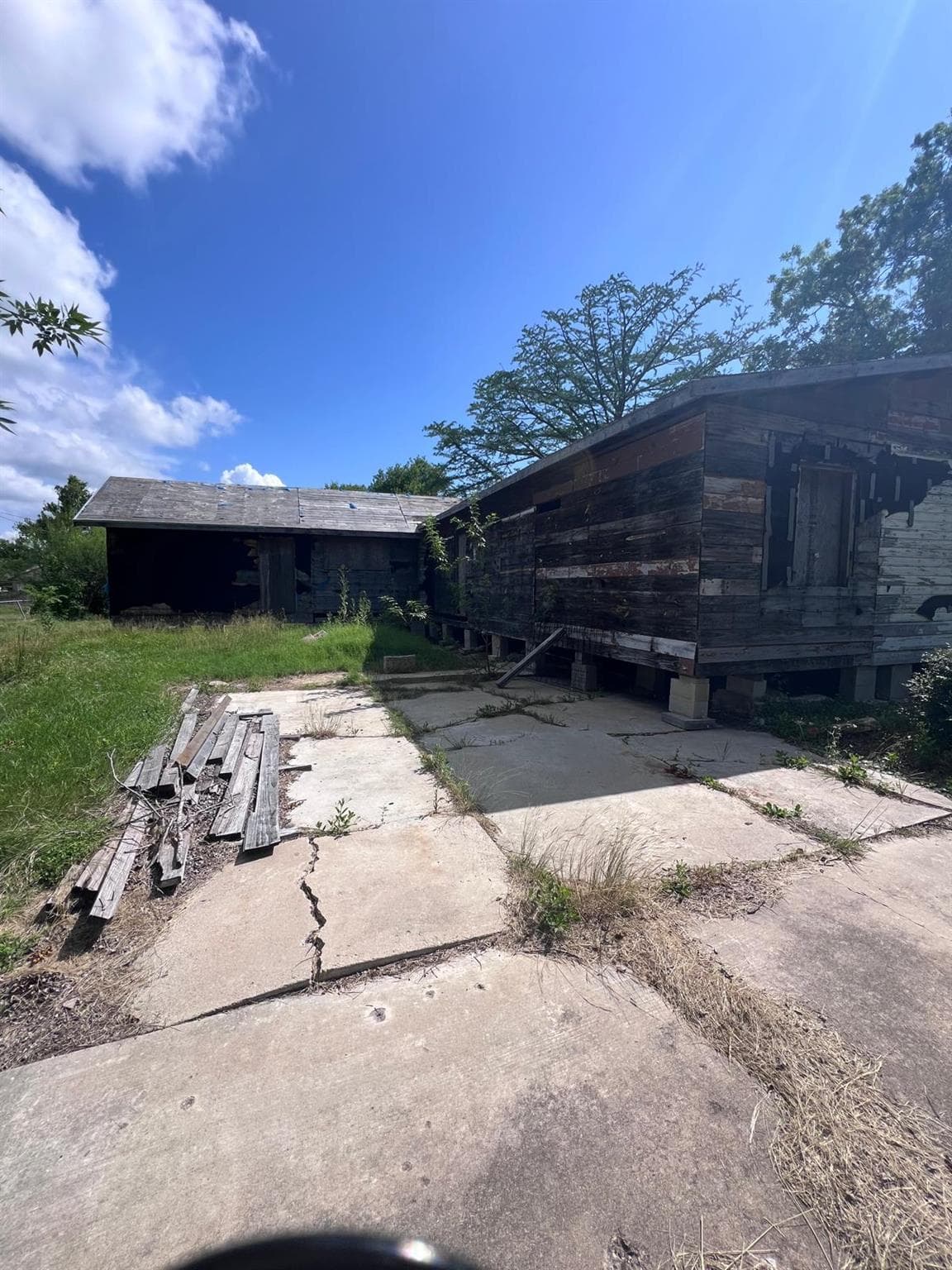 241 N Lucy St