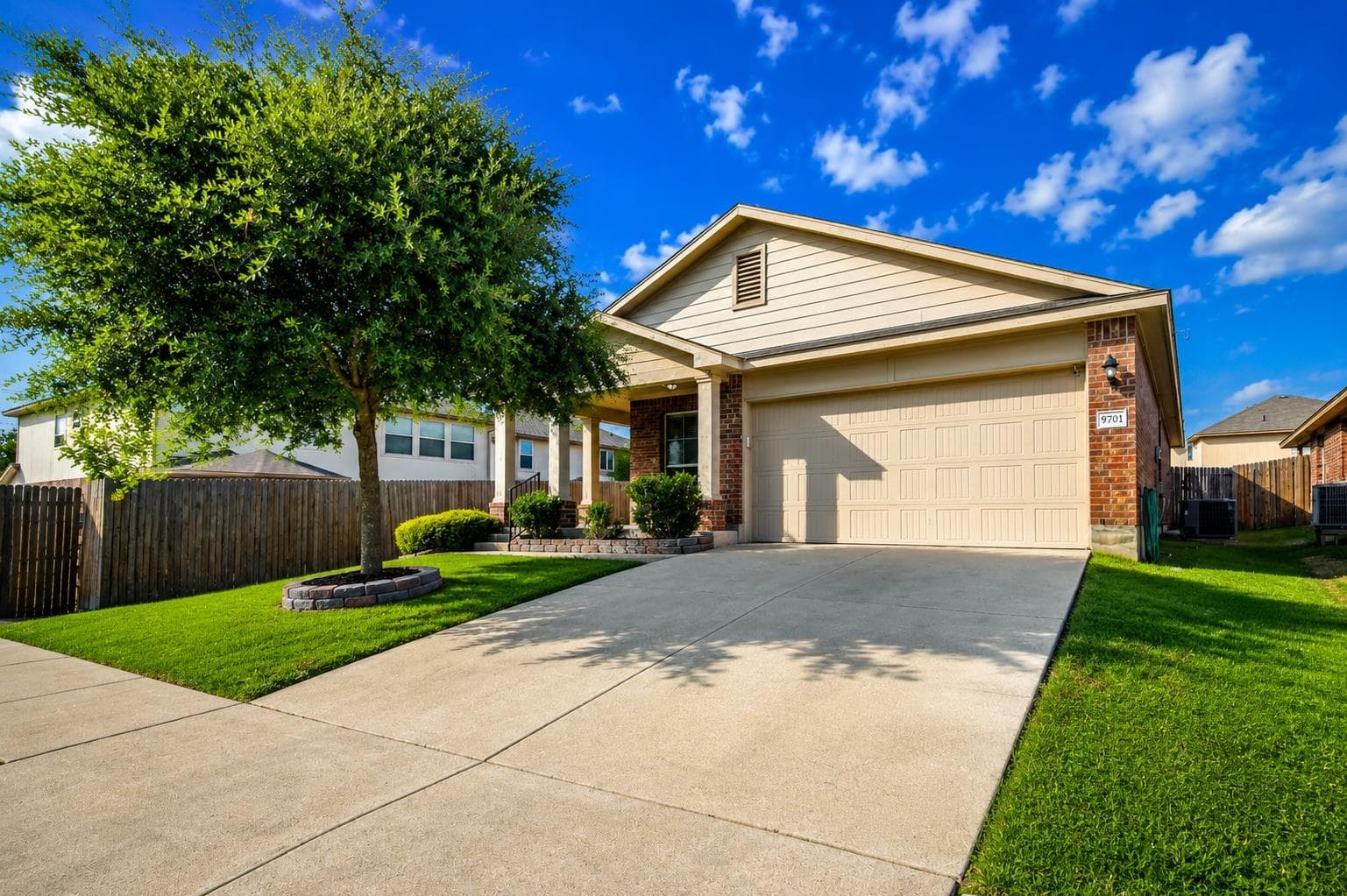 9701 Shimla Dr