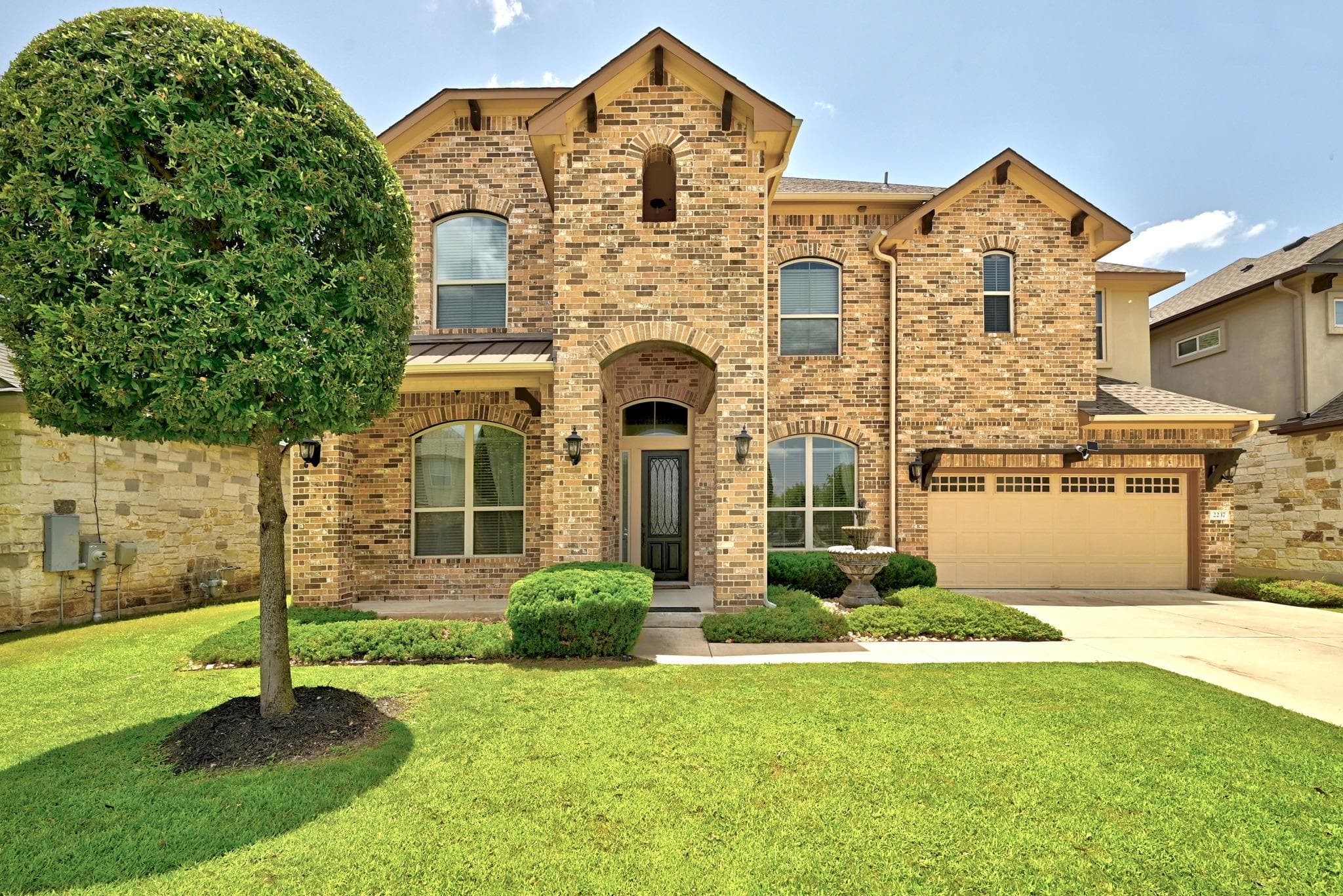 2237 Cactus Valley Dr