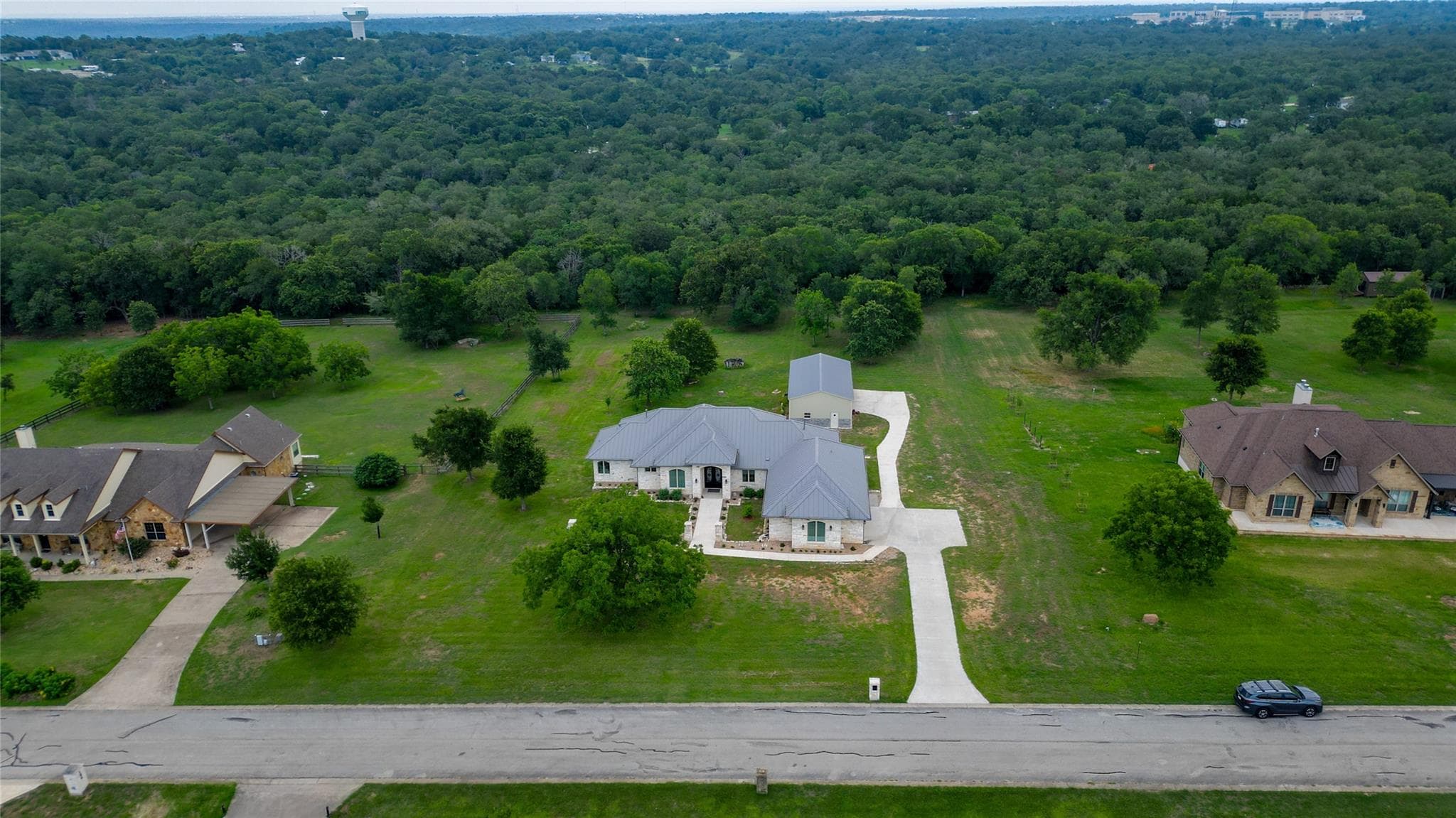 145 Pavilion Dr