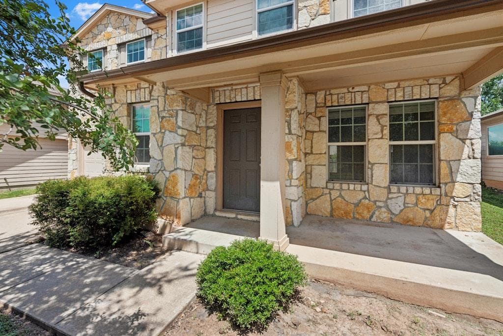 458 Nottingham Loop