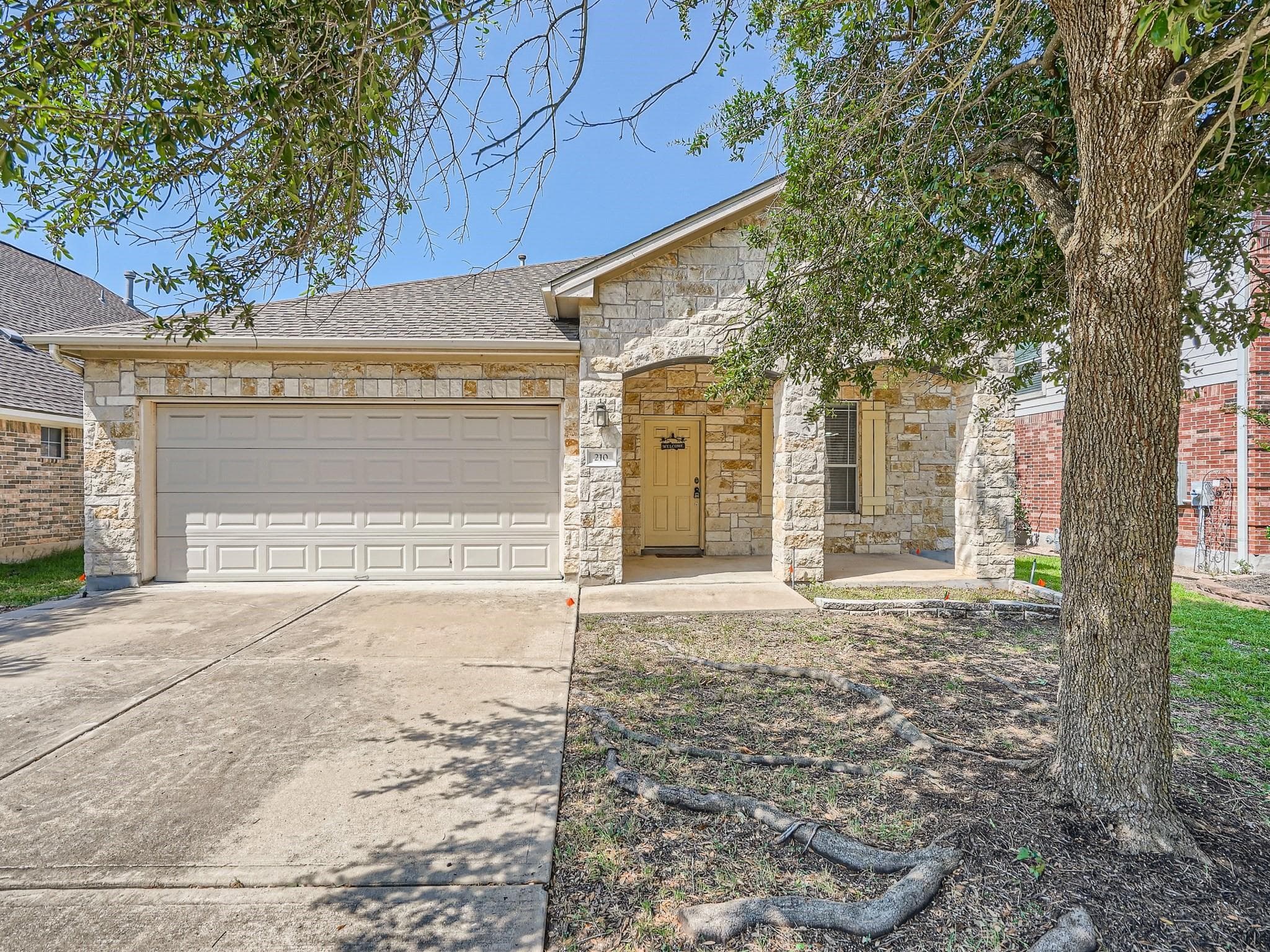 210 Arrowhead Trl