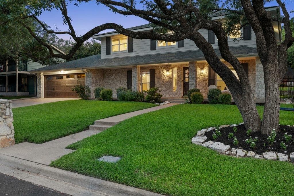 3107 Mistyglen Cir