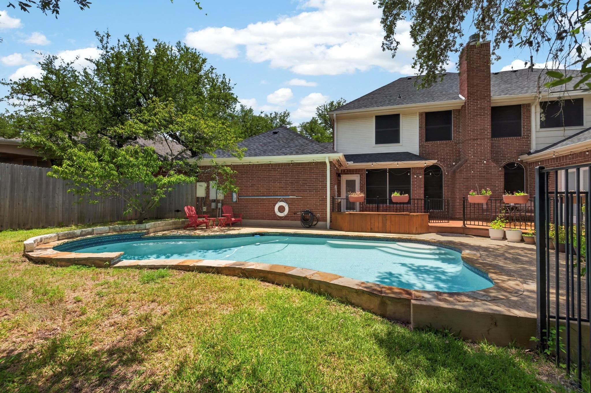 7804 Blue Lilly Dr