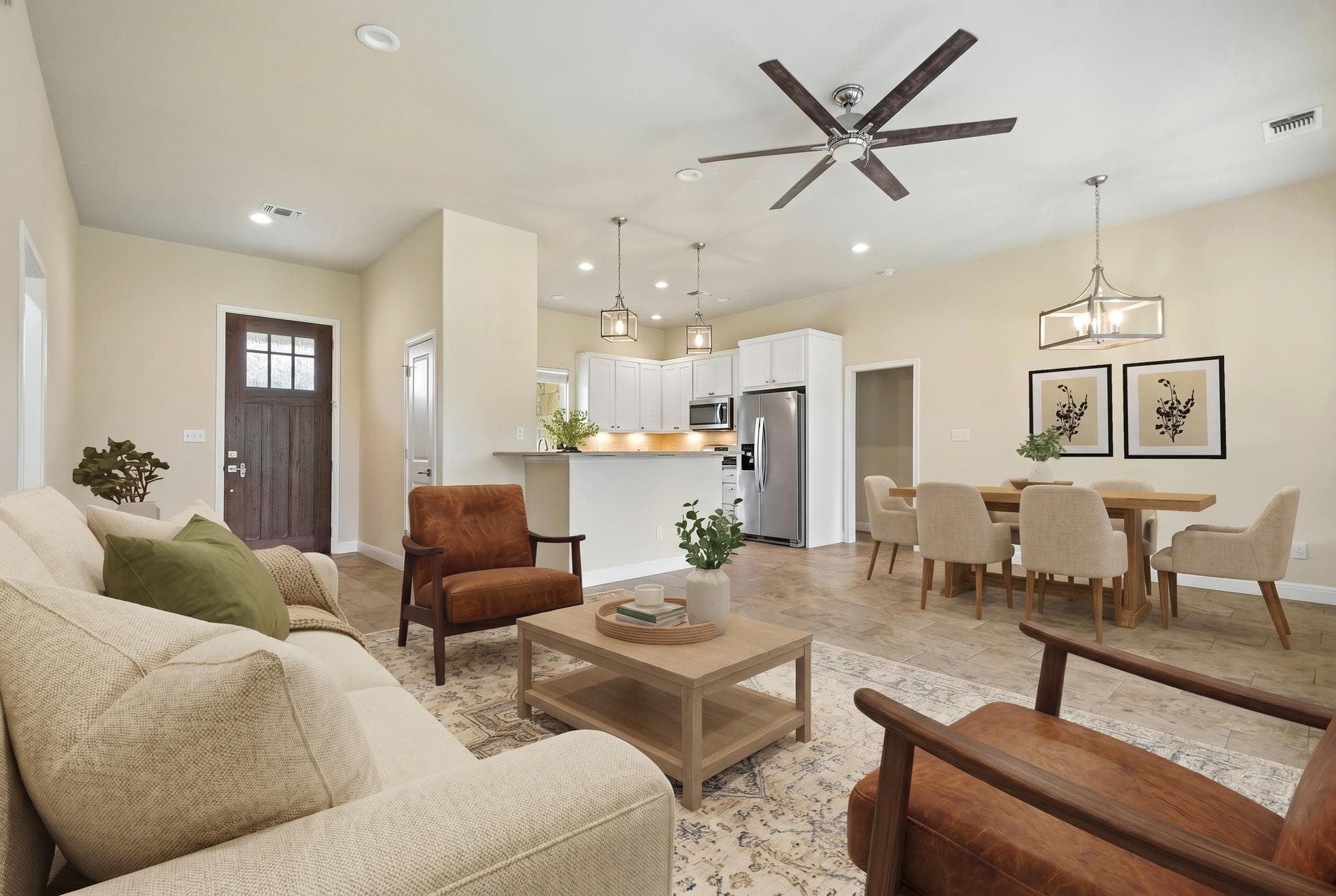 6 Round Bluff Cir