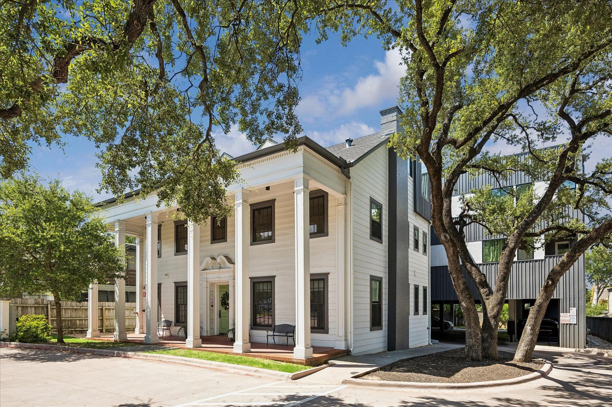 1715 Enfield Rd #202
