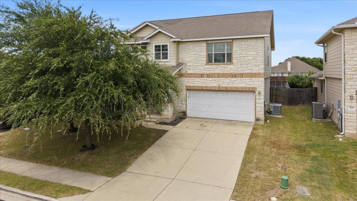 108 Quarry Ln