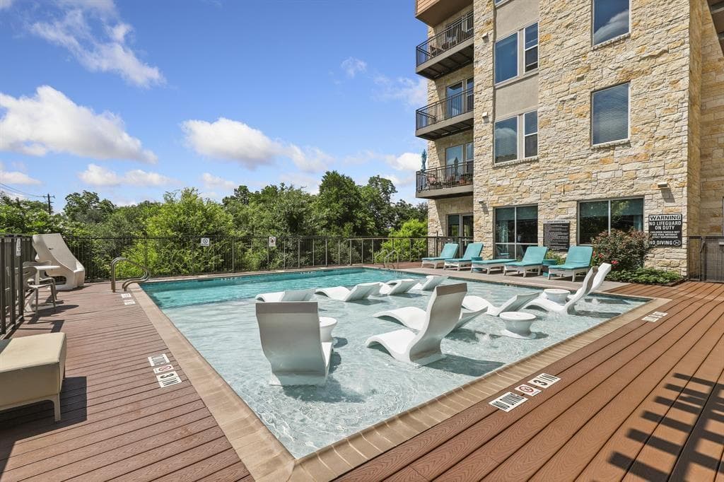 1900 Barton Springs Rd #3013