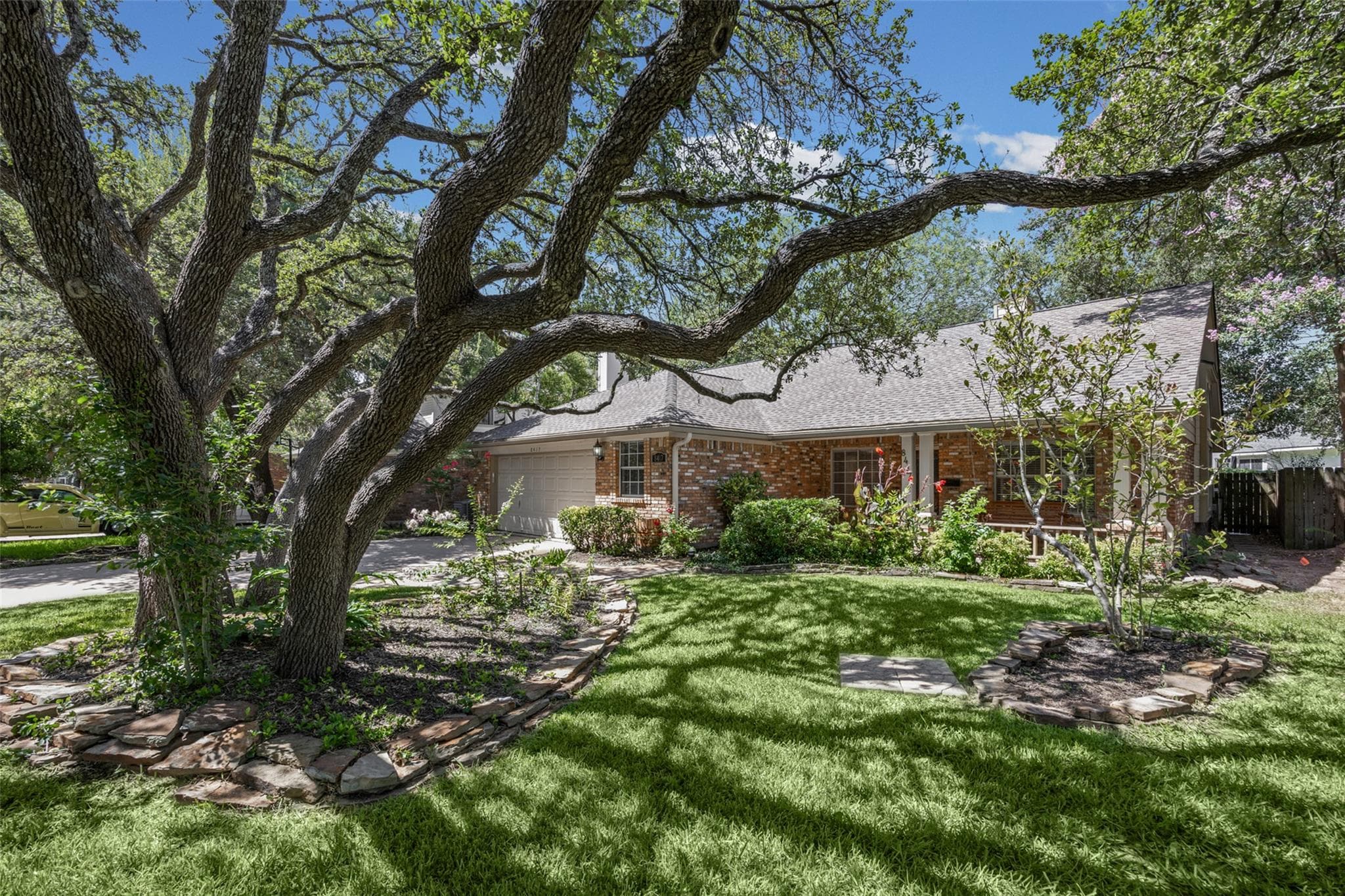 8417 Cornerwood Dr