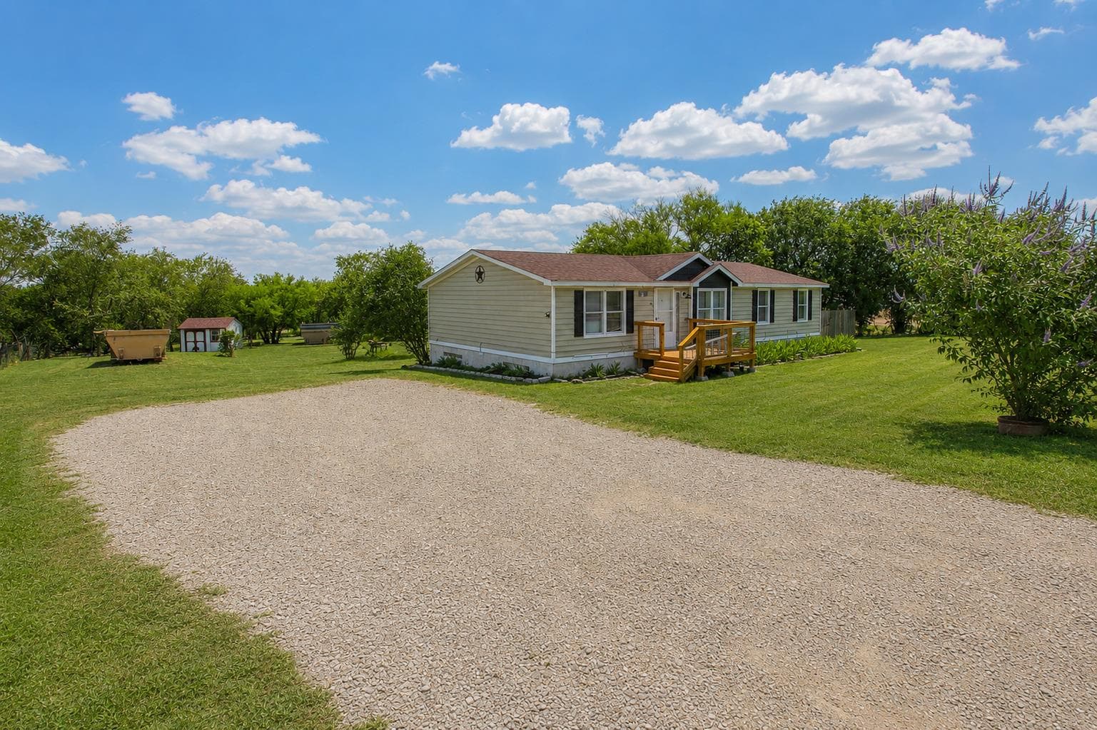 1225 Grandview Dr