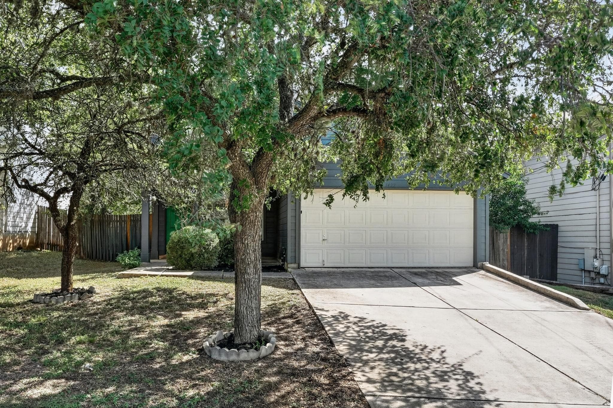 1422 Meadow Pkwy