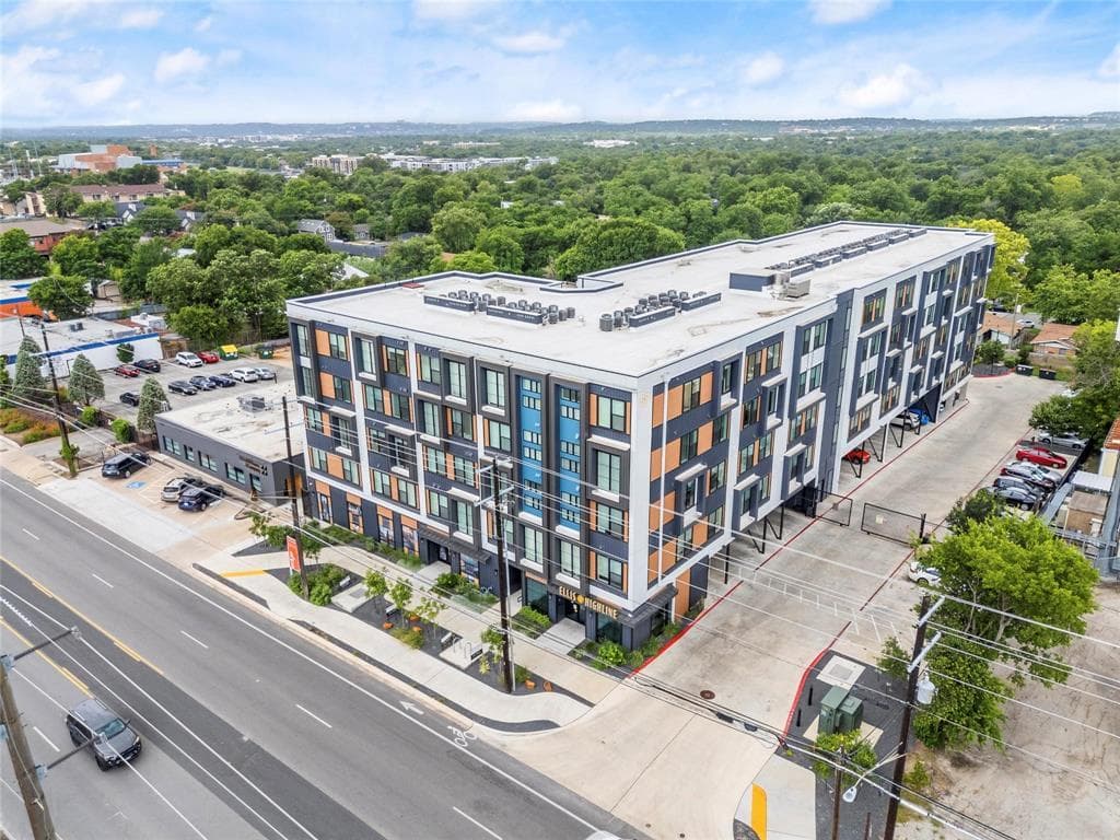 6324 N Lamar Blvd #313