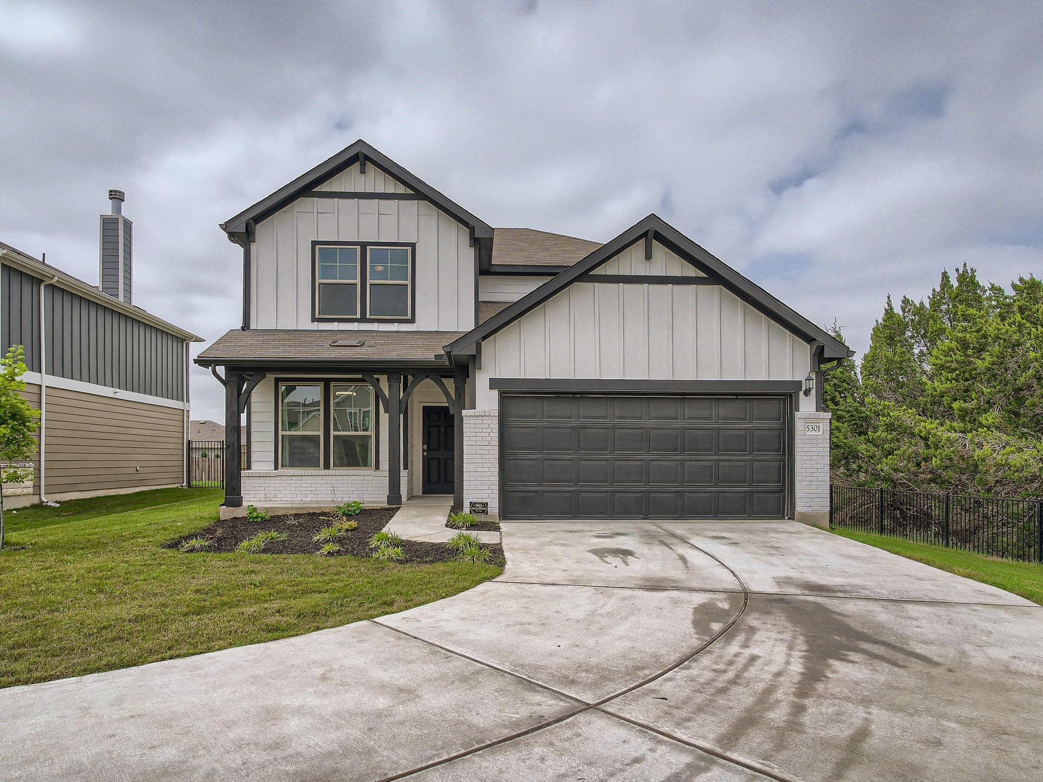5301 Hallowell Ct
