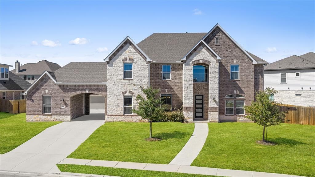 20808 Pinewalk Dr