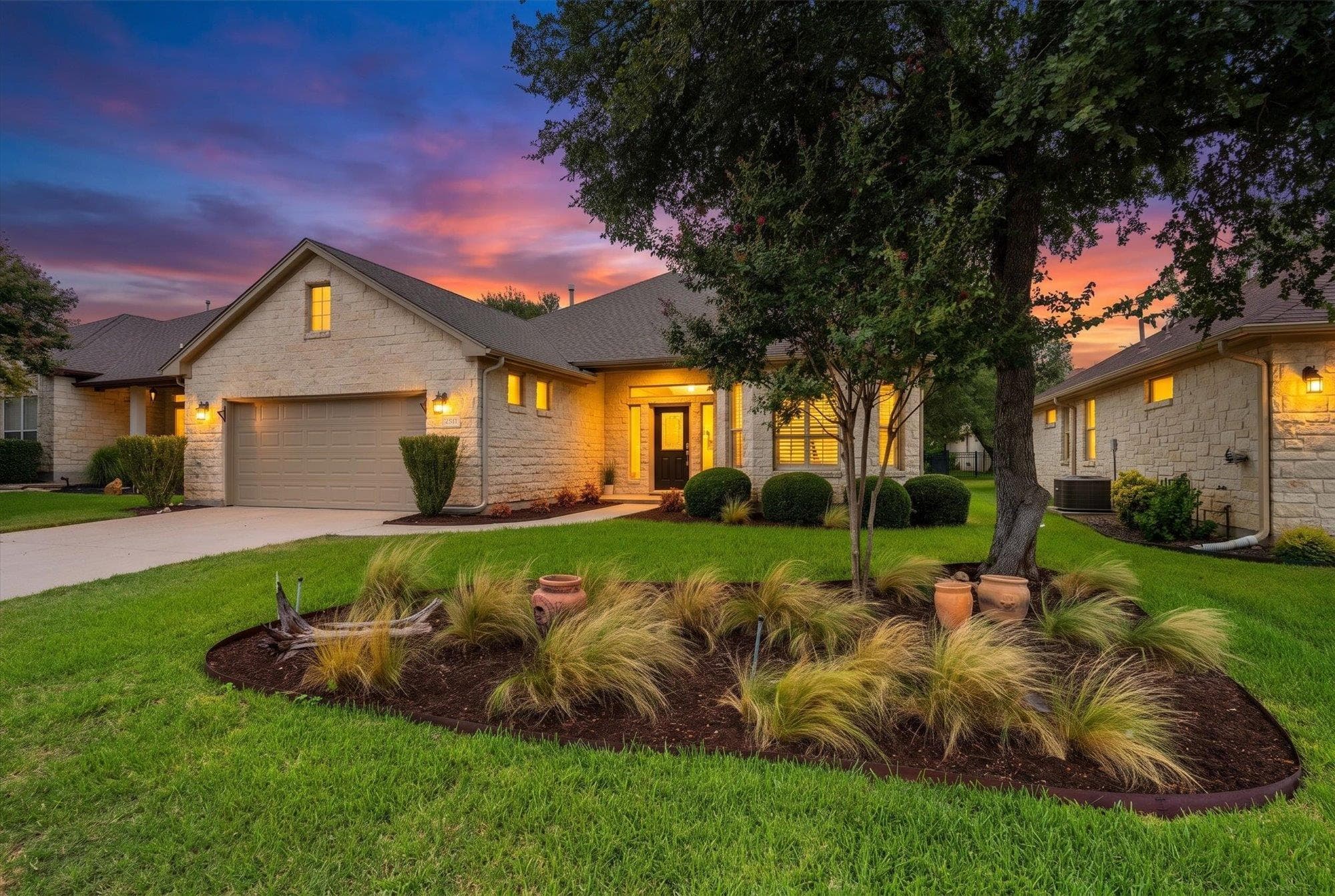 916 Heritage Oaks Bnd