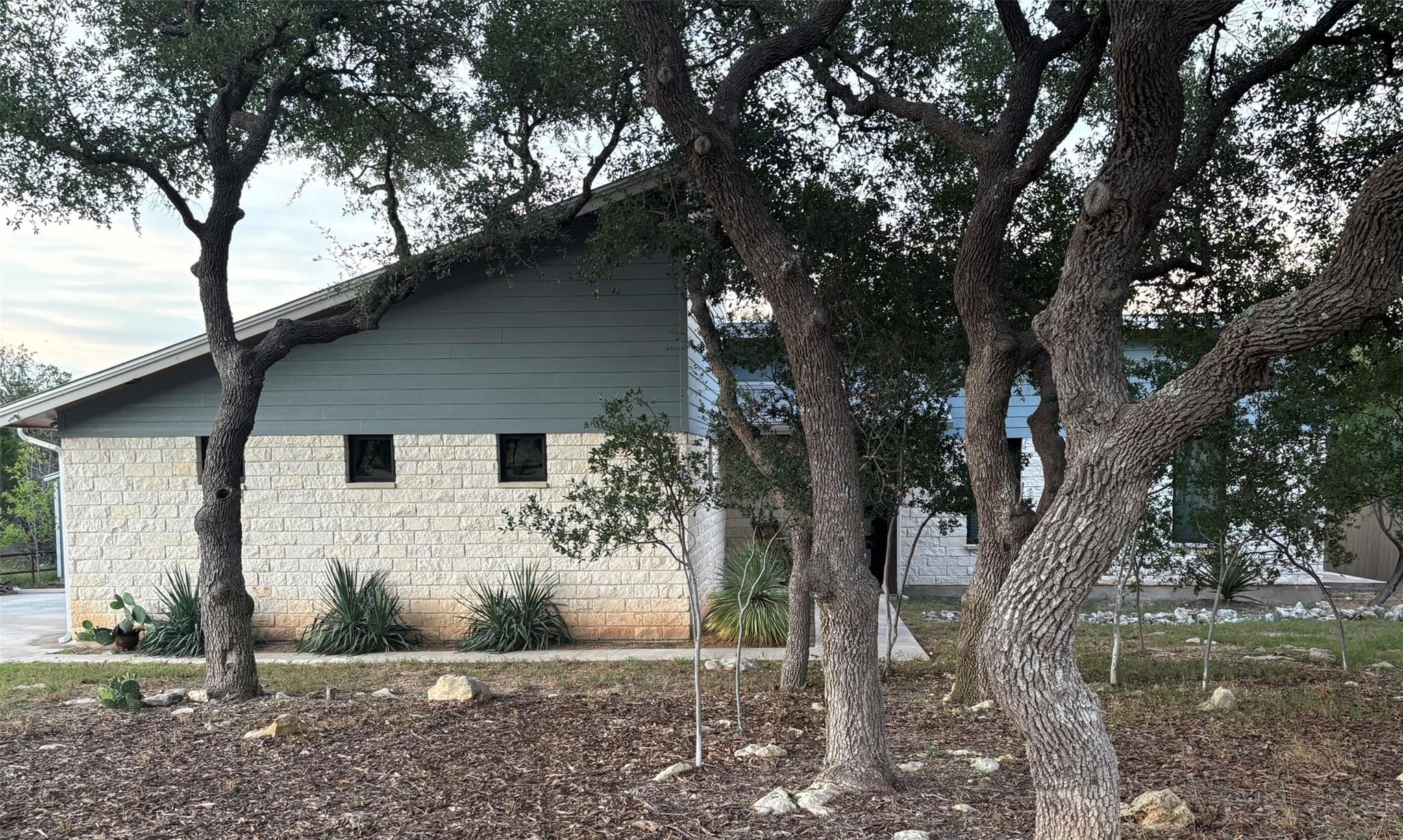 172 Bluff Trl