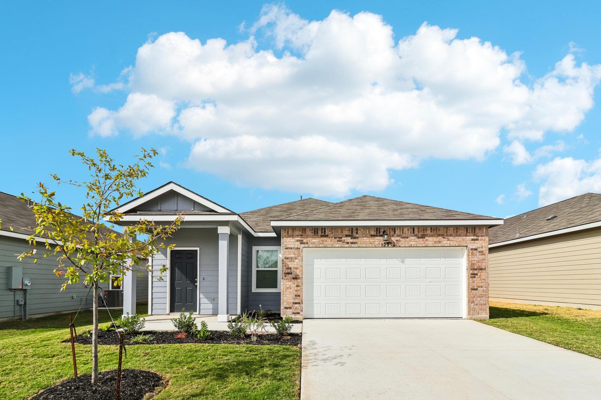 302 Sunlight Lake Blvd