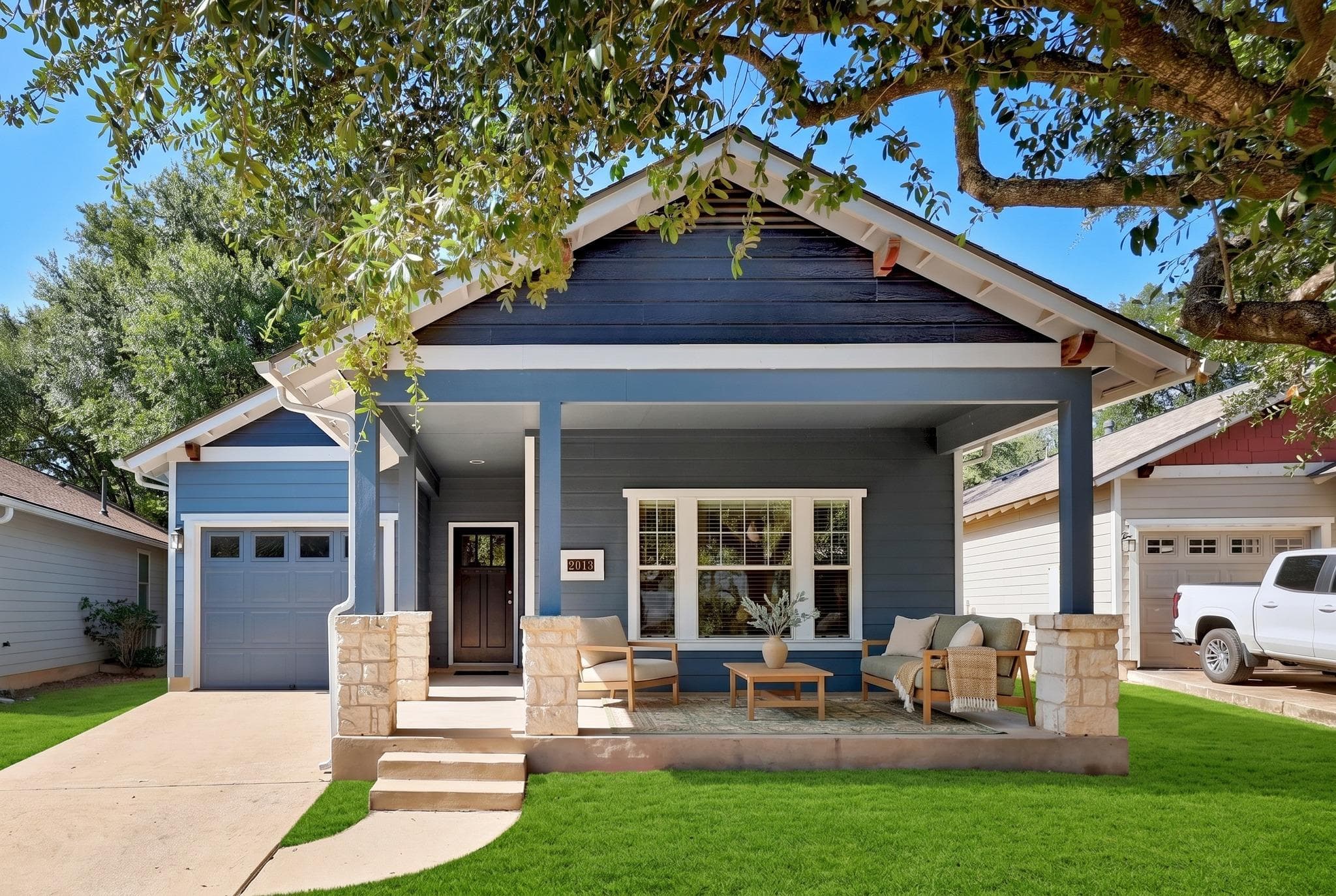 2013 Amur Dr