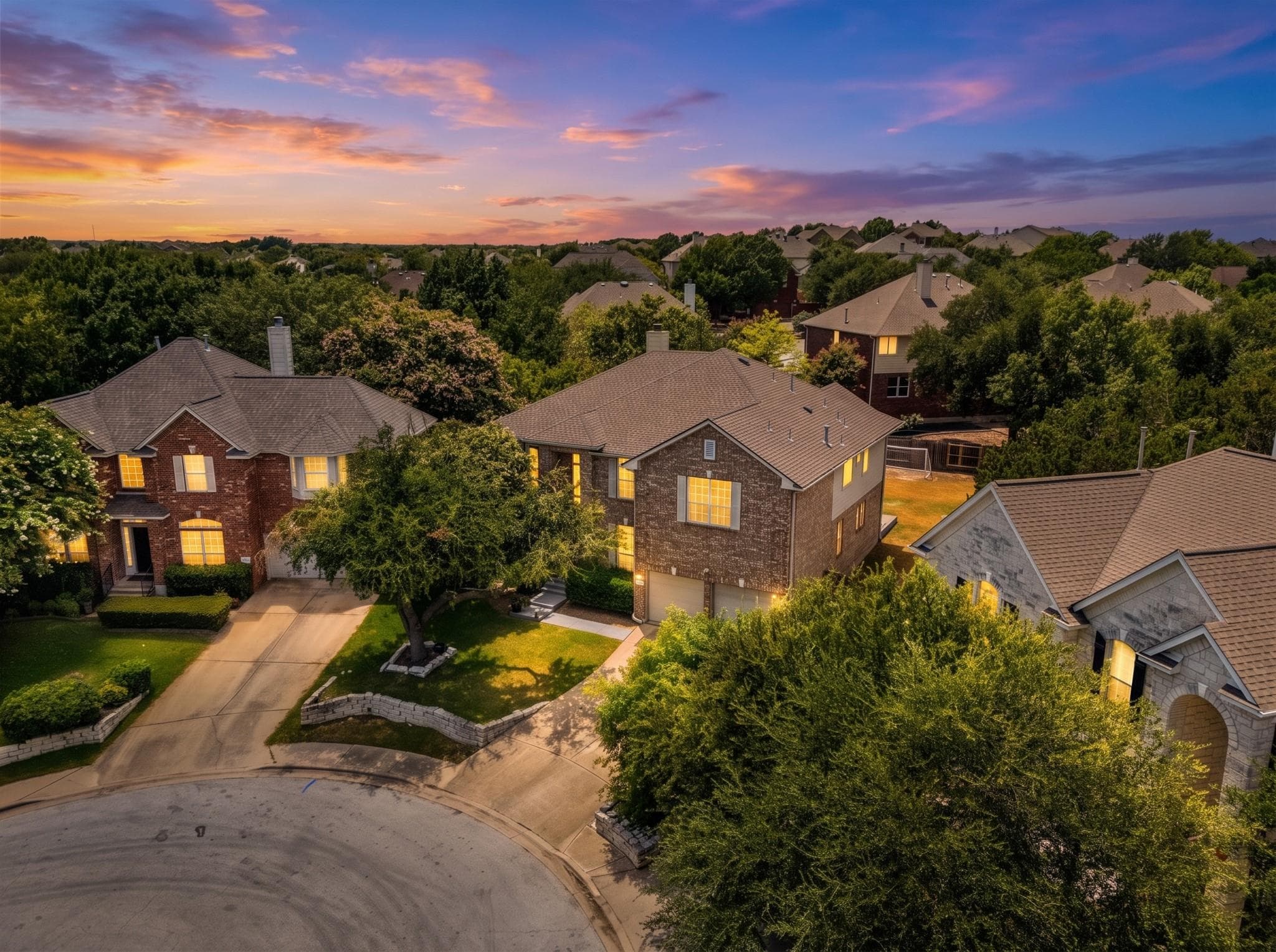 1107 Hollybrook Cv