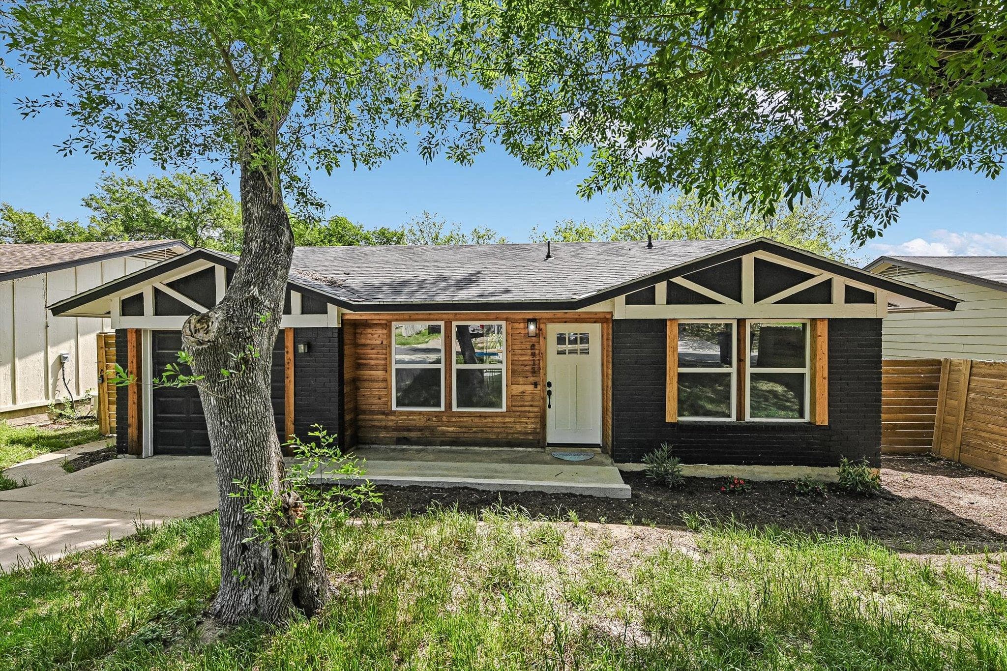 6913 Shannon Dr