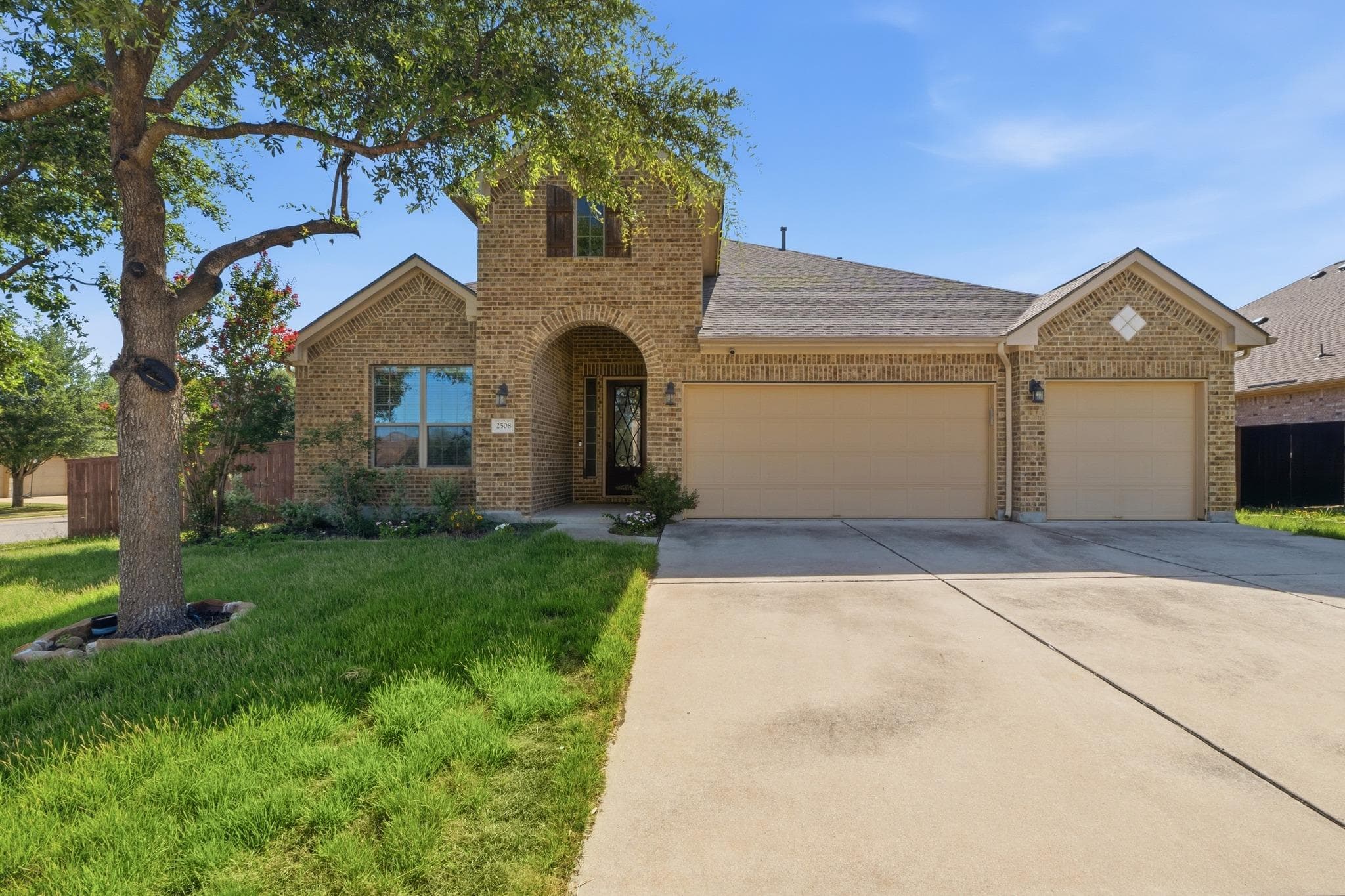 2508 Hilltop Divide Ln