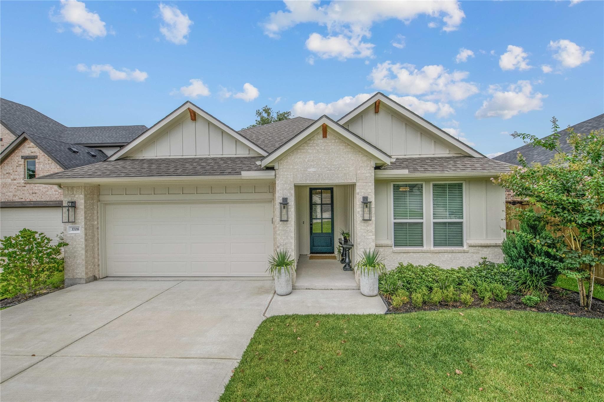 3708 Archer Falls Ct