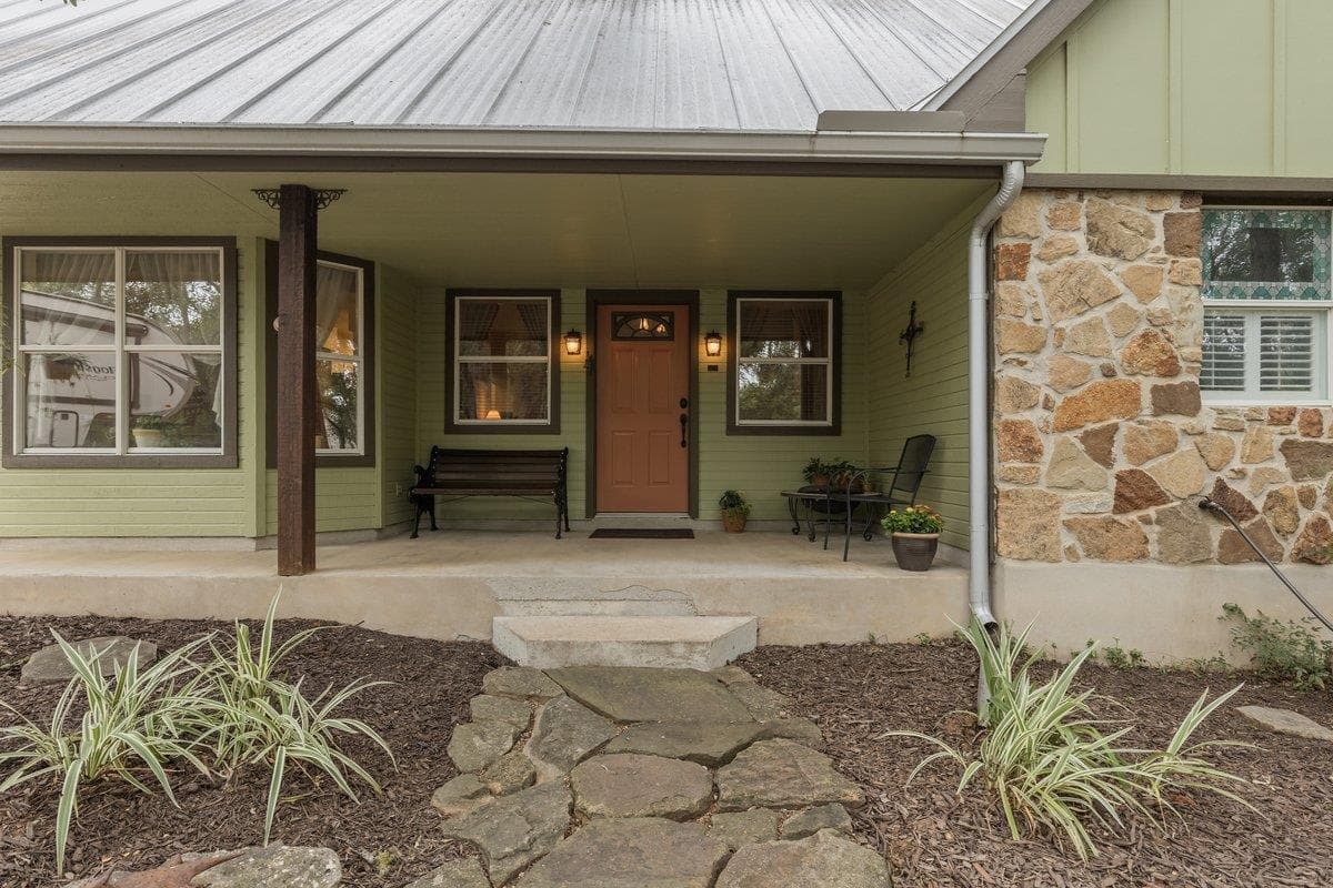 12400 Shady Acres Dr