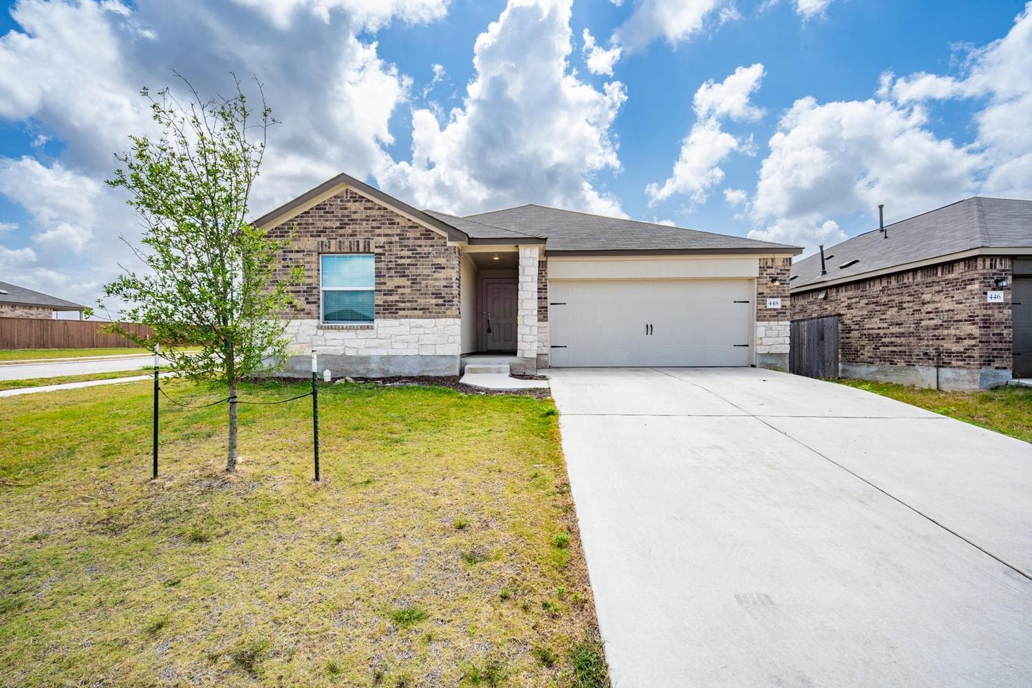 448 Sebring Cir