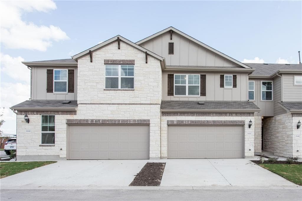 17303 C Leafroller Dr
