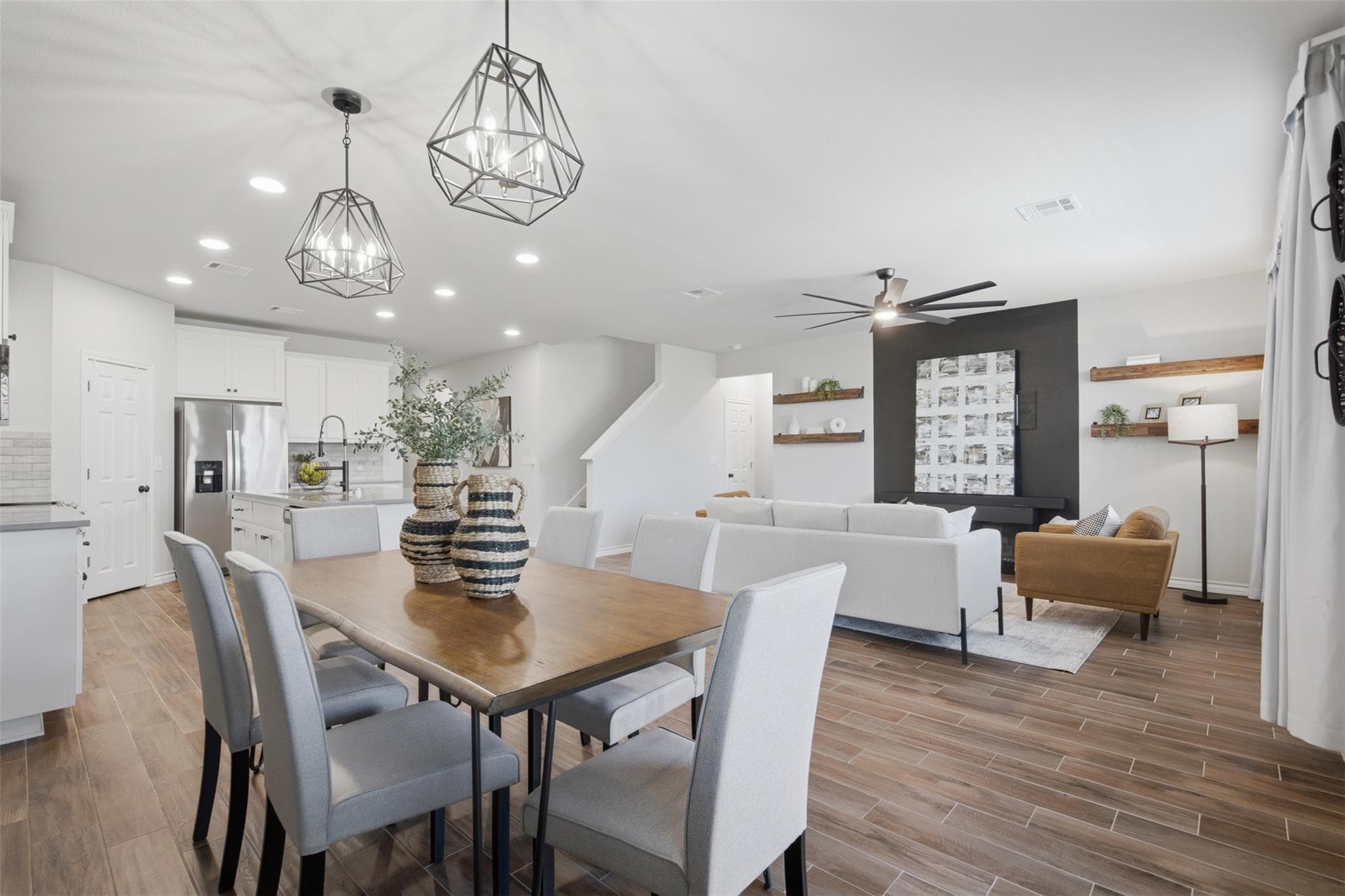 225 Capstone Rd