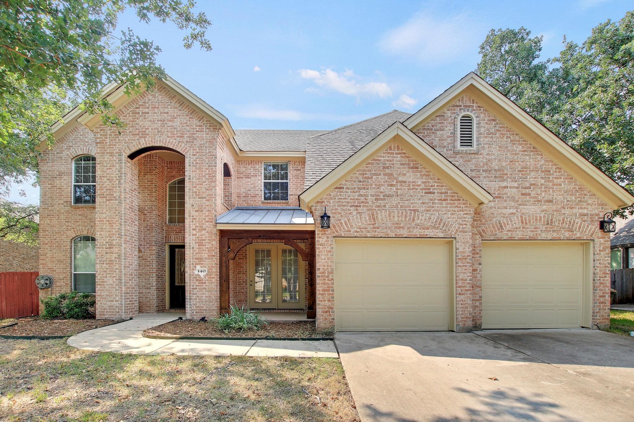 140 Fairwood Dr