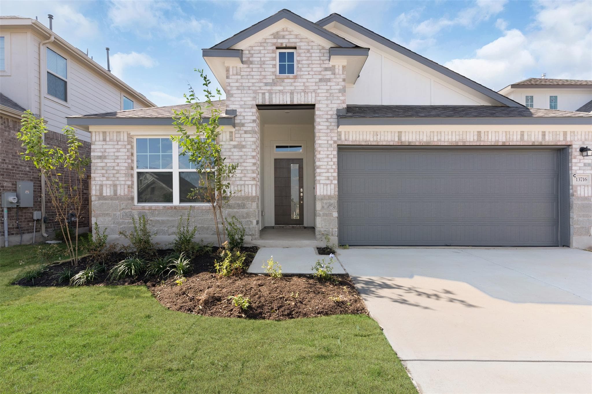 25524 Flora Bella Ln