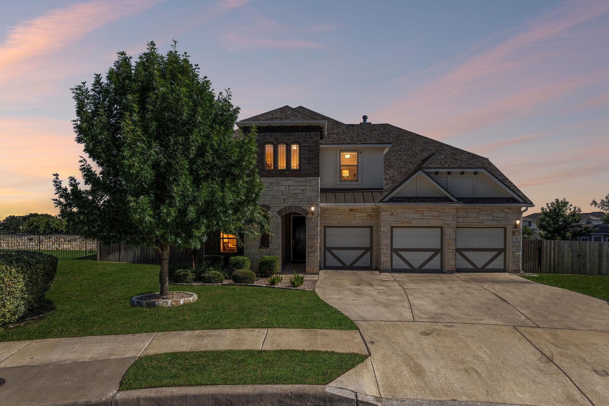 124 Redtail Ln