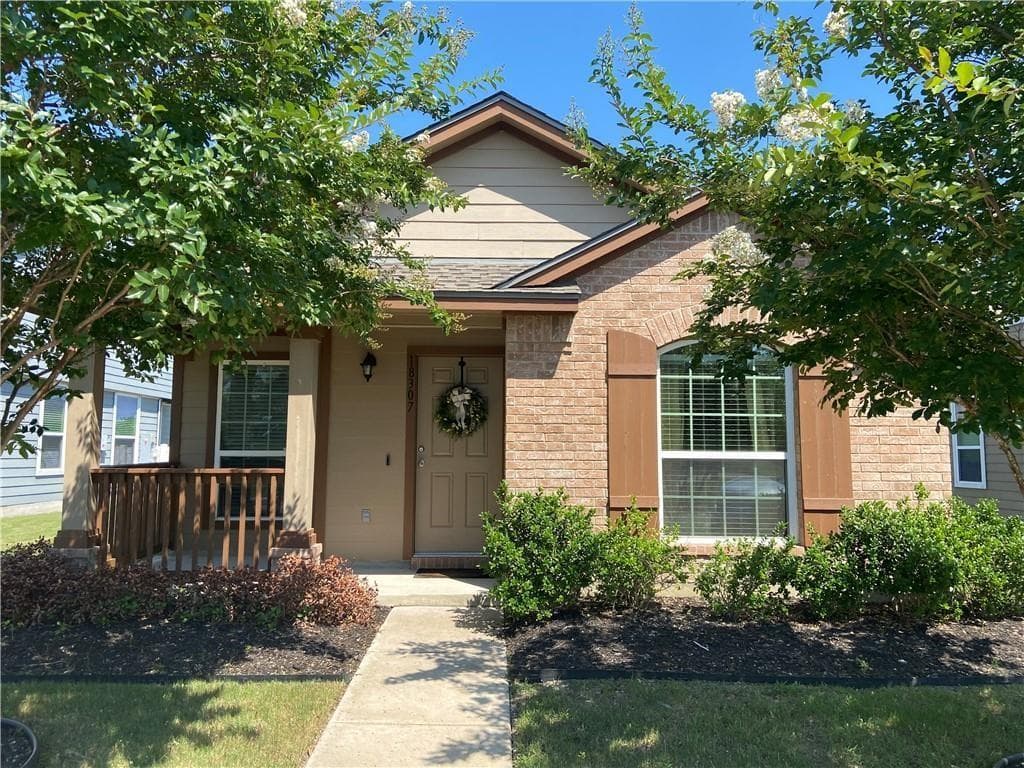 18307 Mammoth Cave Blvd