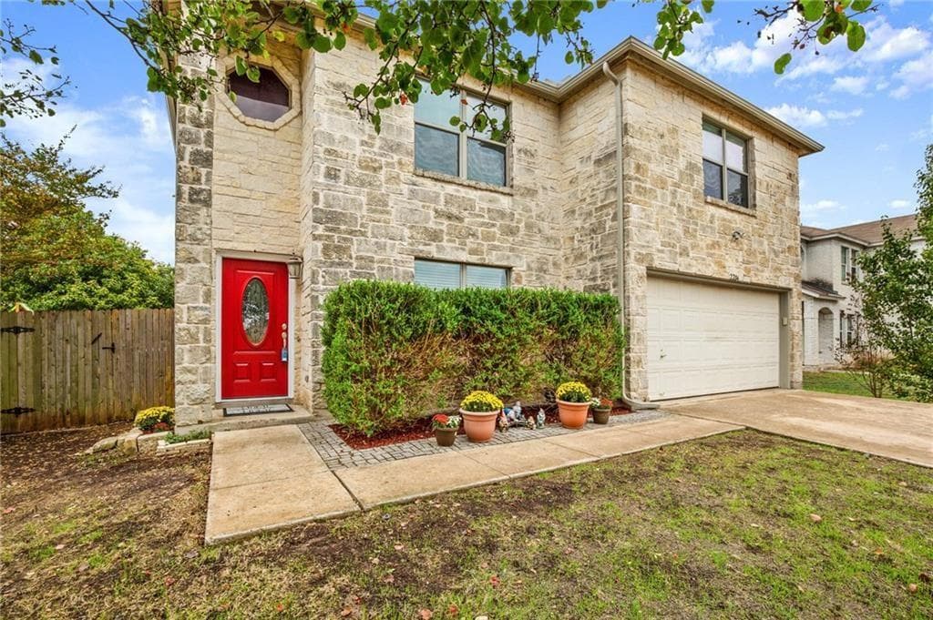 2204 Cottontail Dr