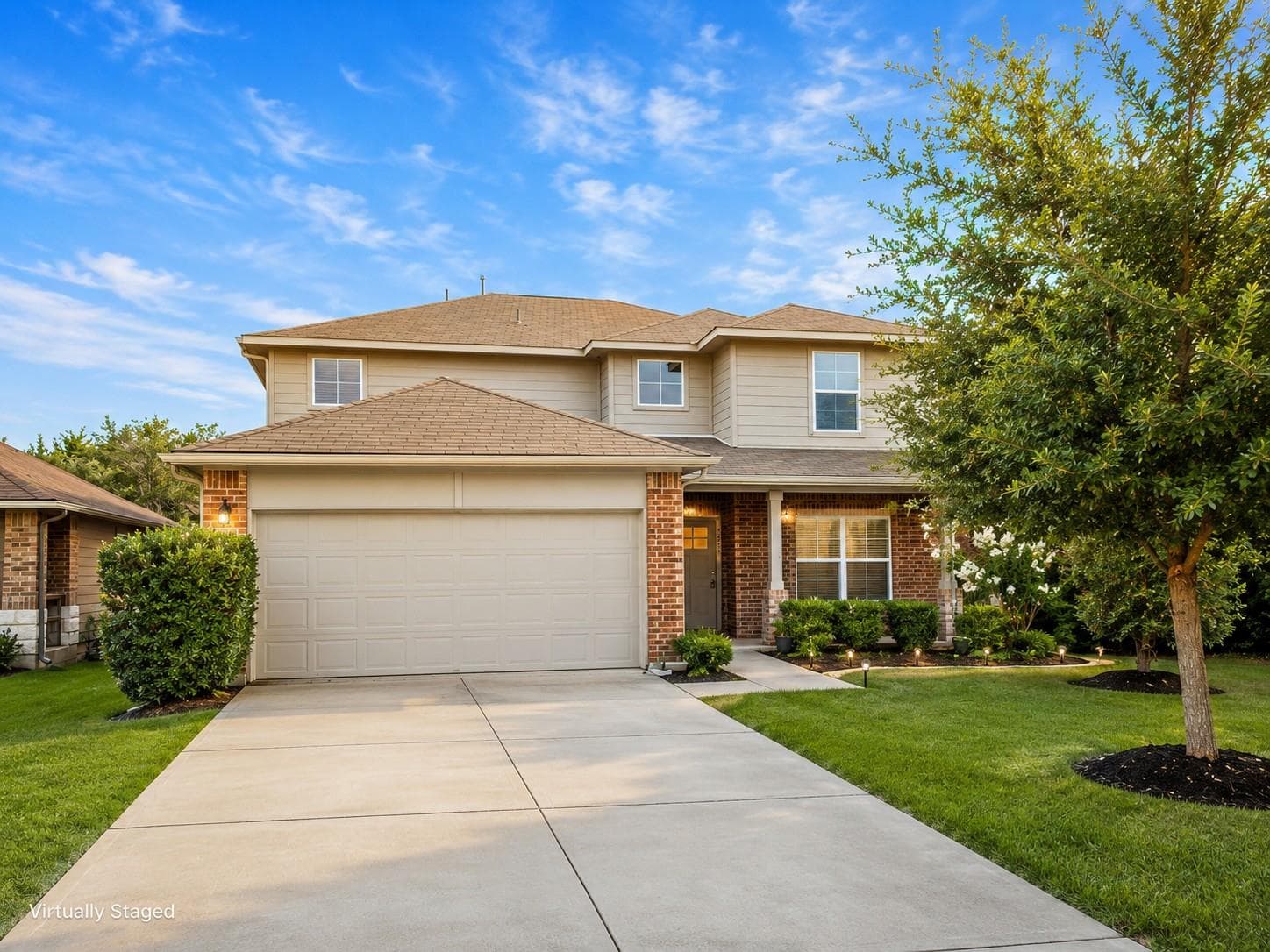 2205 Bettylou Ln