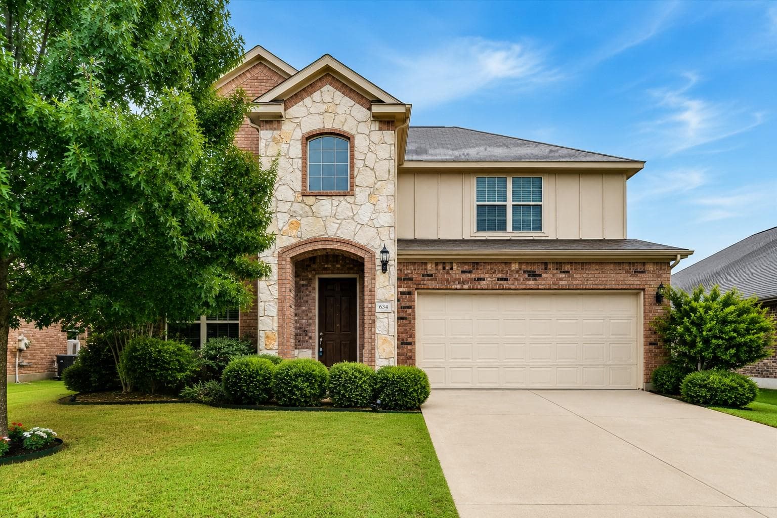 634 Blossom Valley Strm