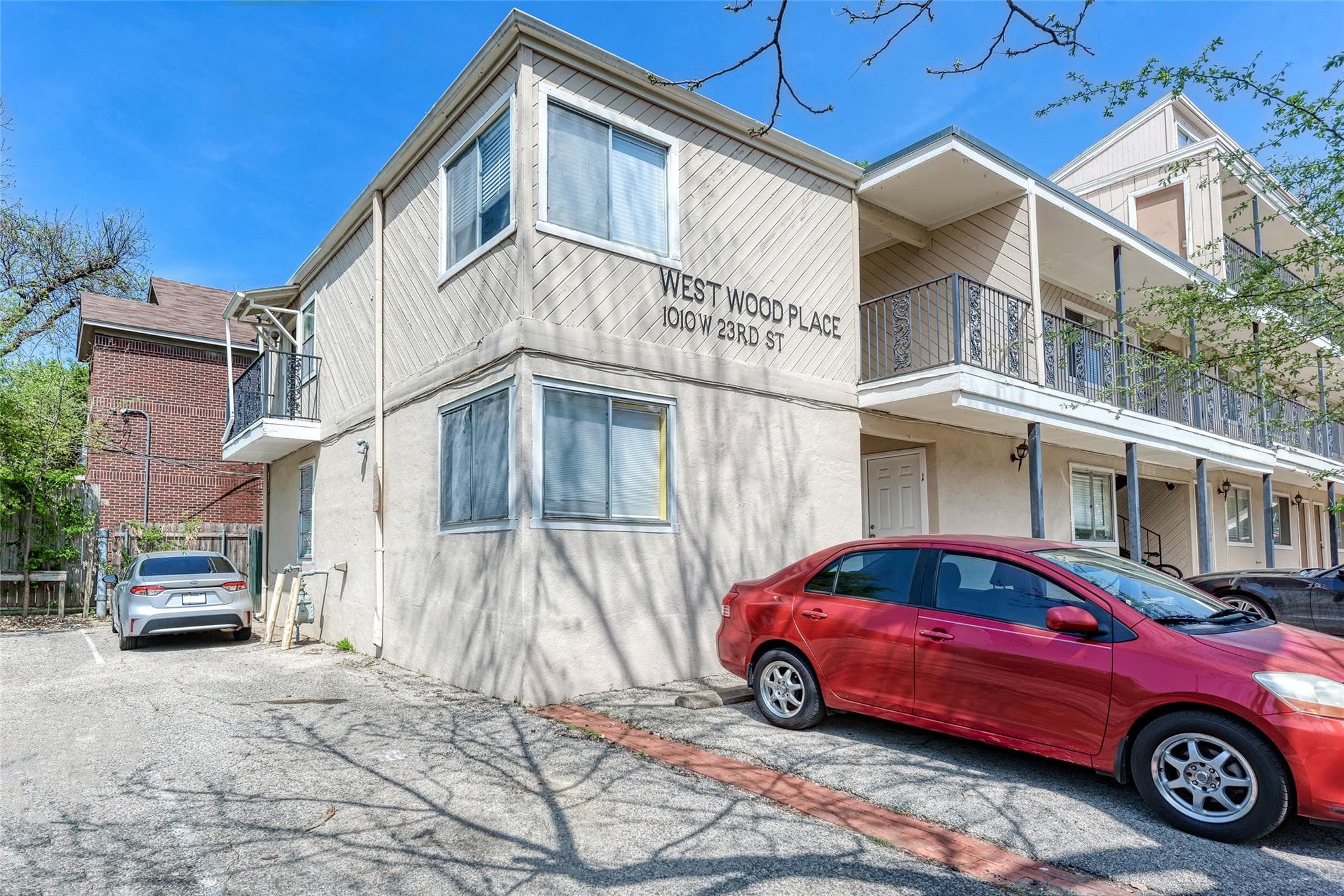 1010 W 23 Rd St #5