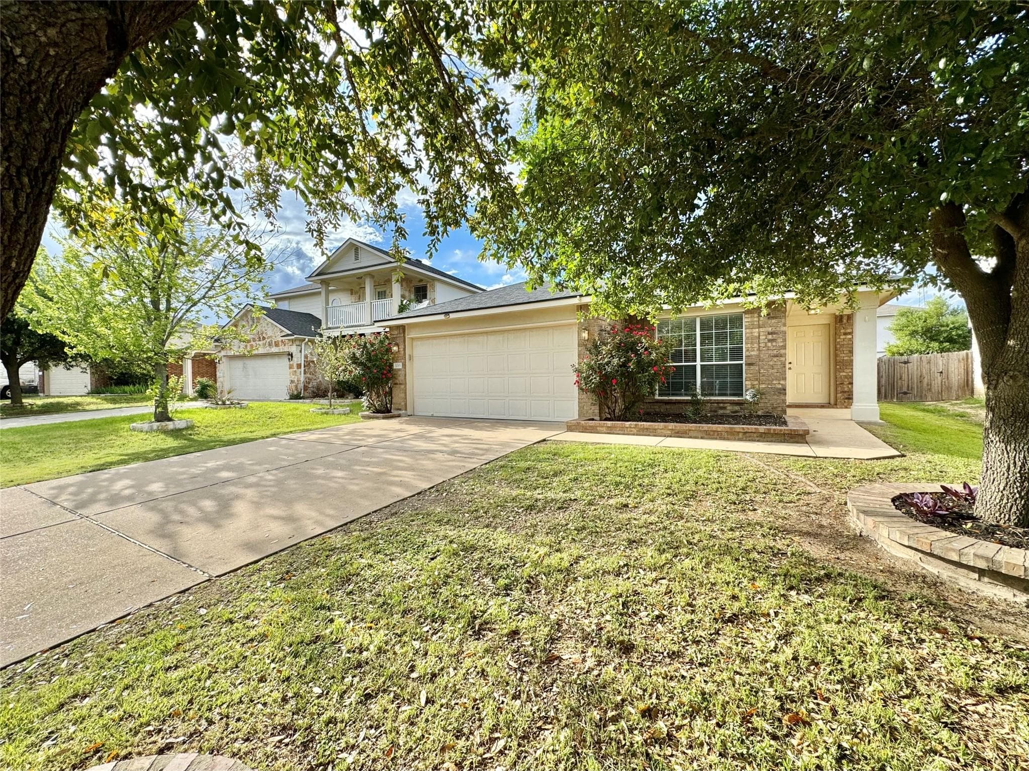 1015 Aiken Dr