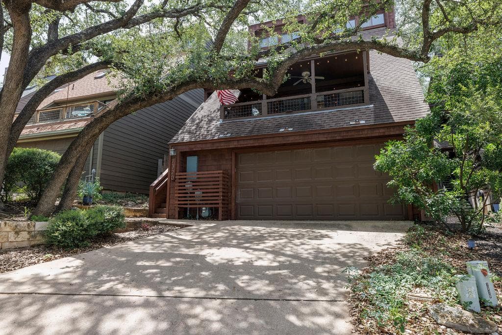 7320 Cave Holw