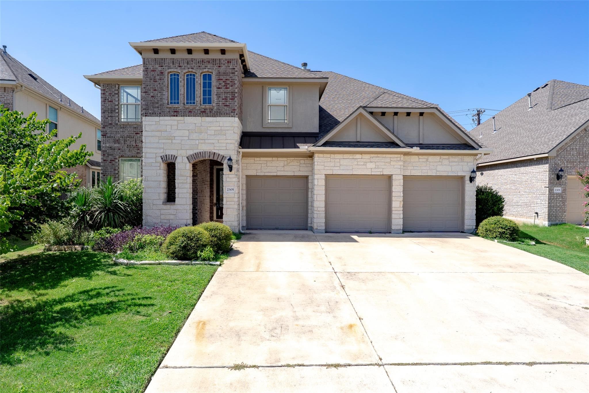 2305 Millbrook Loop