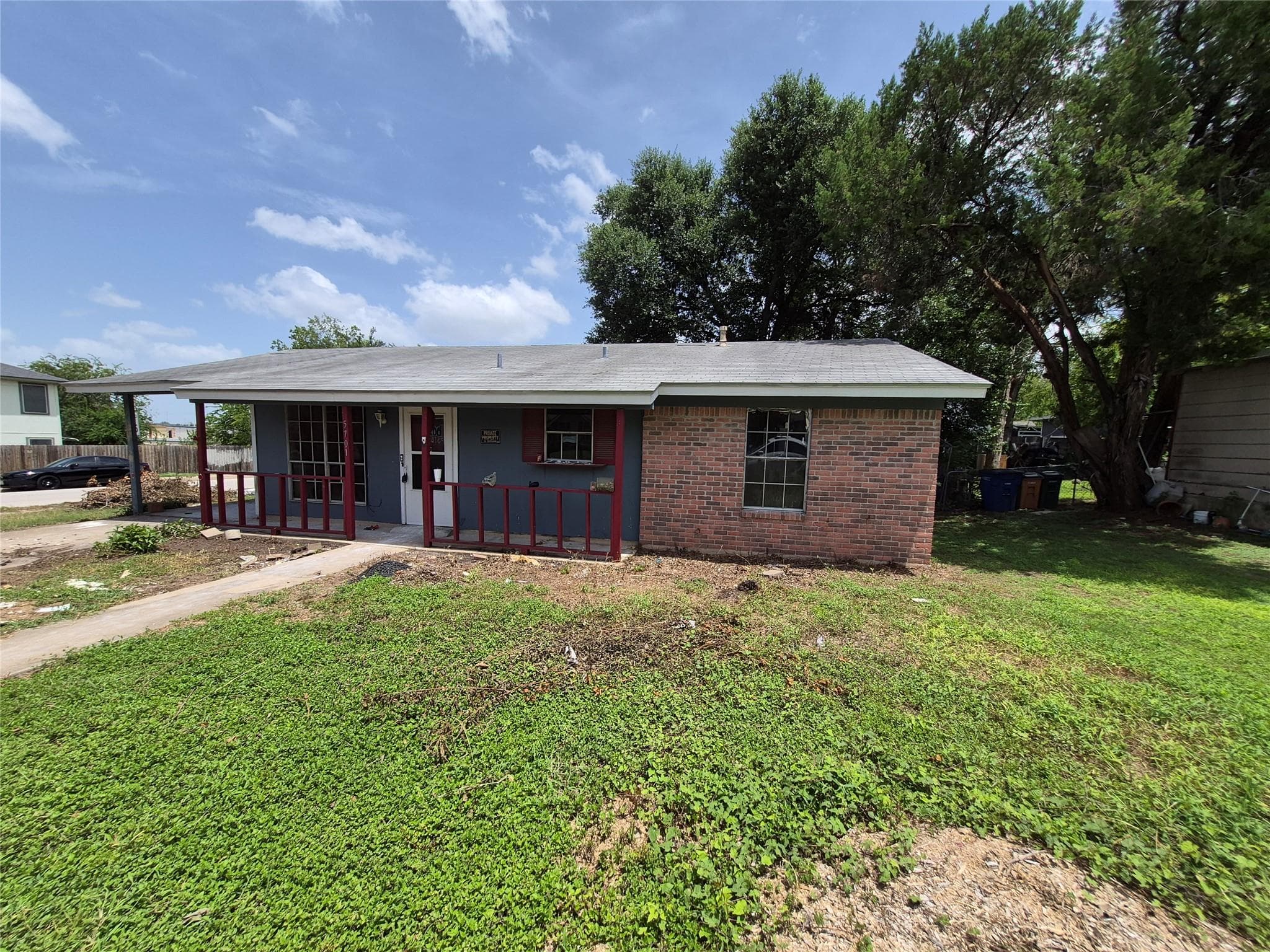 5701 Glen Meadow Dr