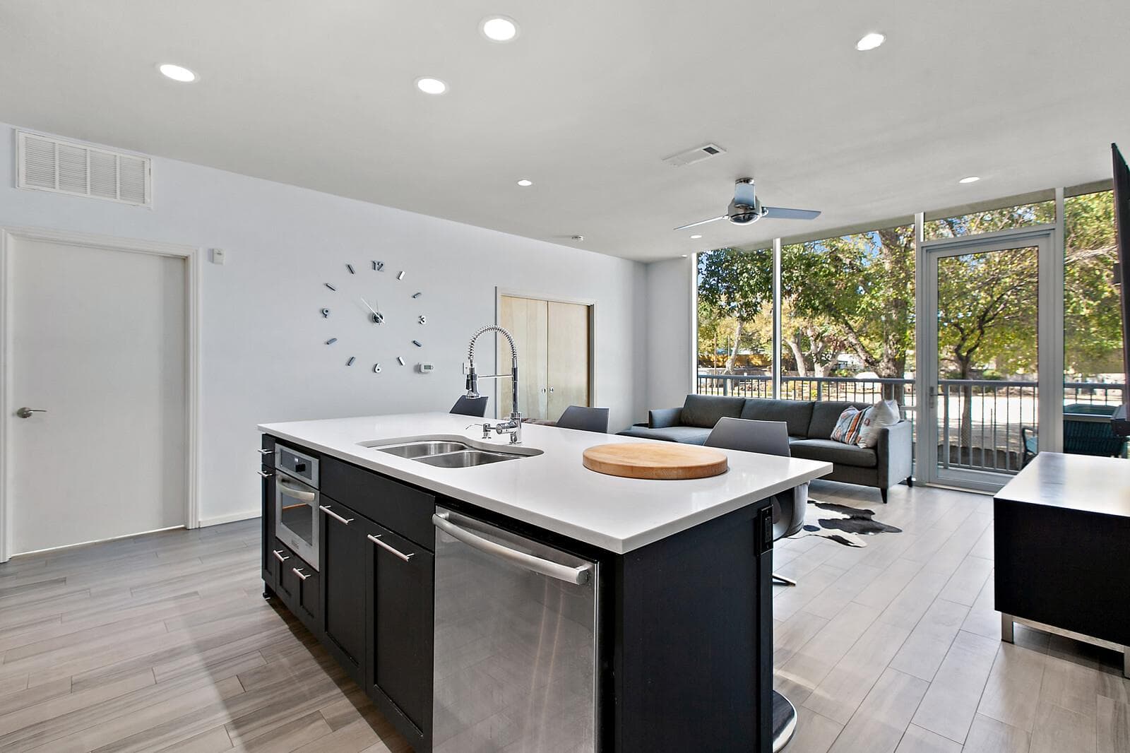 1600 Barton Springs Rd #5110