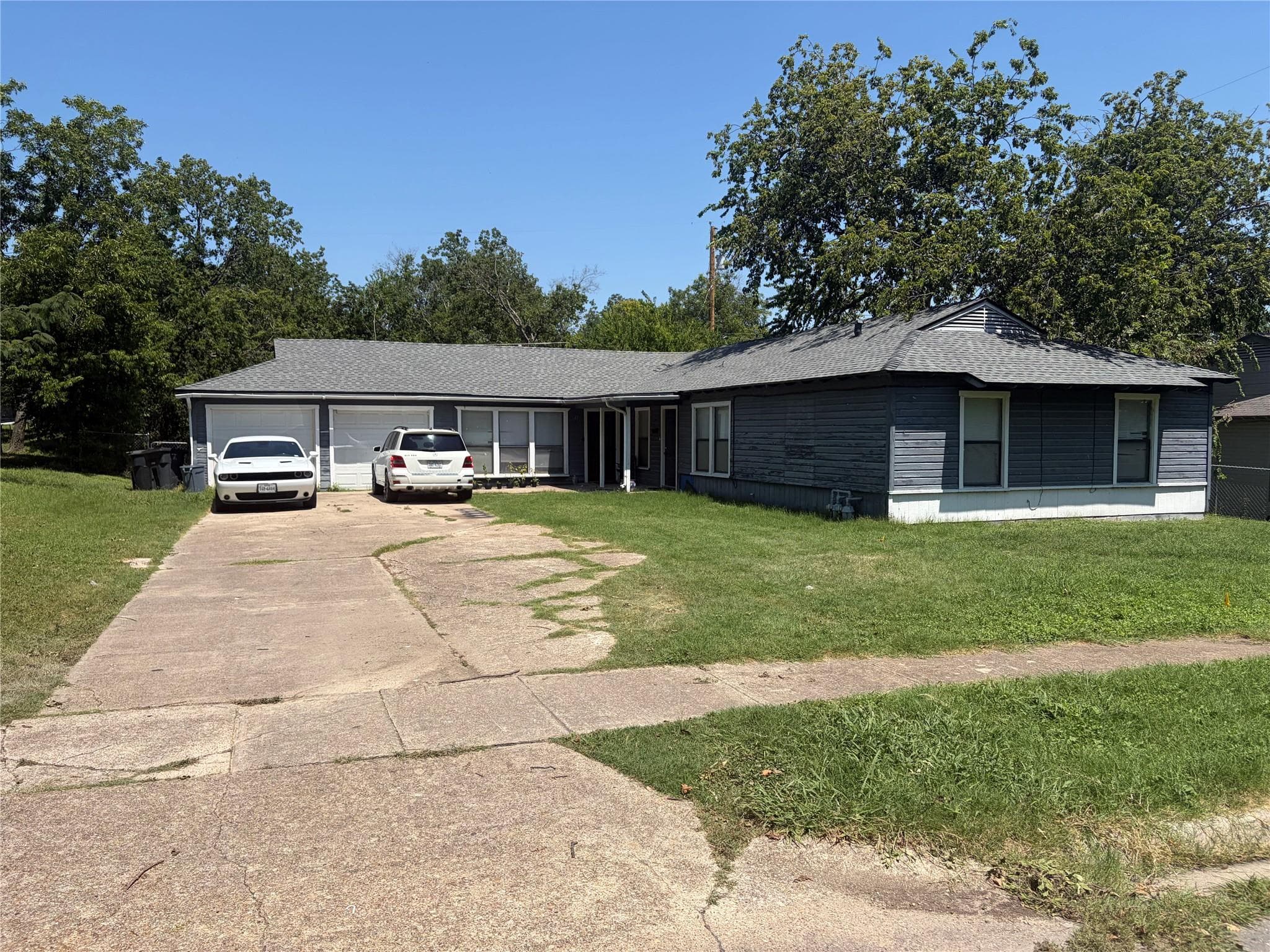 813 Estelle Ave